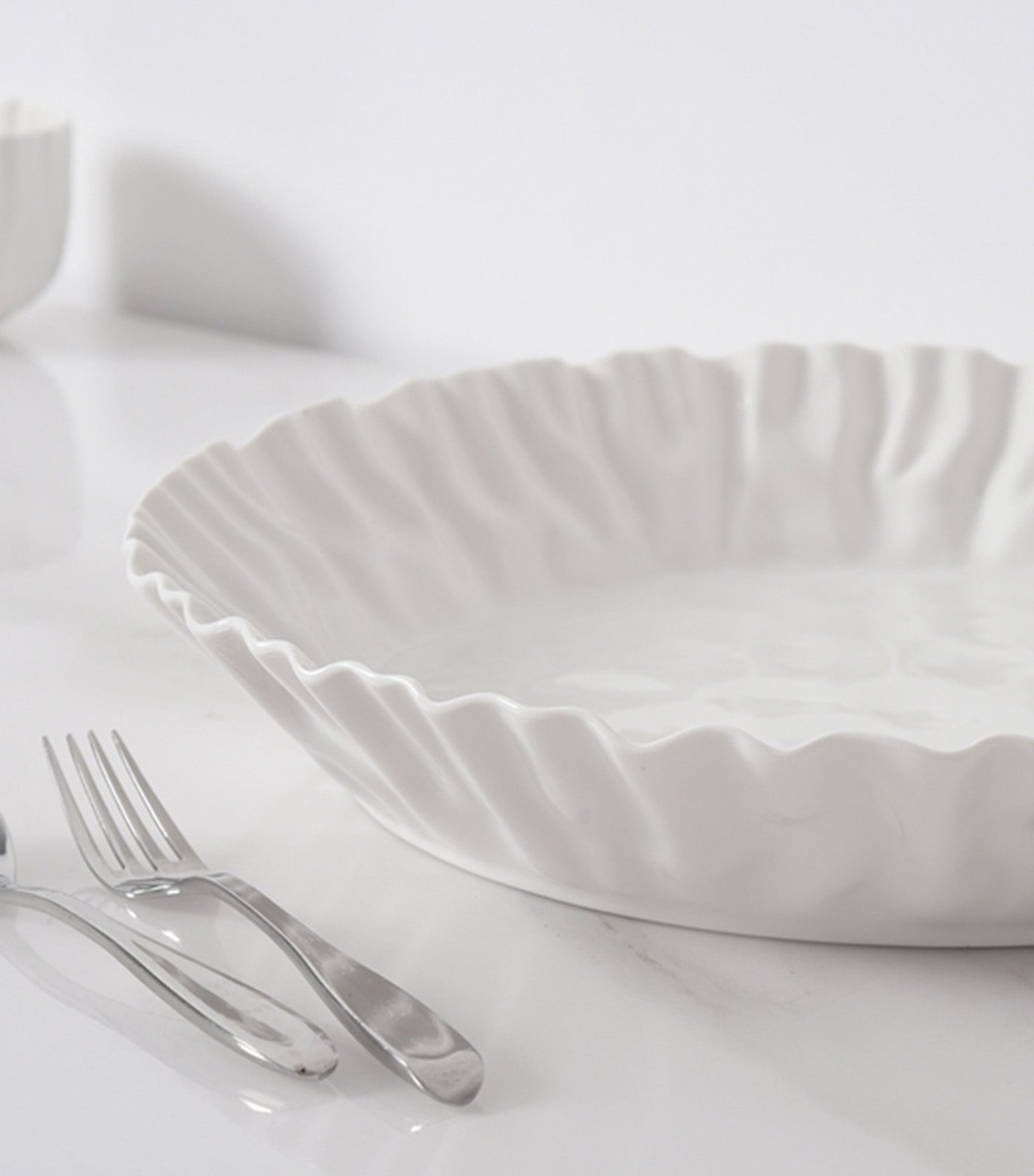 Pampa Bay Mascali Bianca Round Deep Server