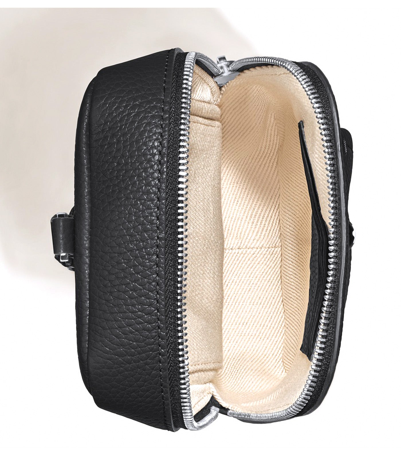 Companion on Body Bag Black