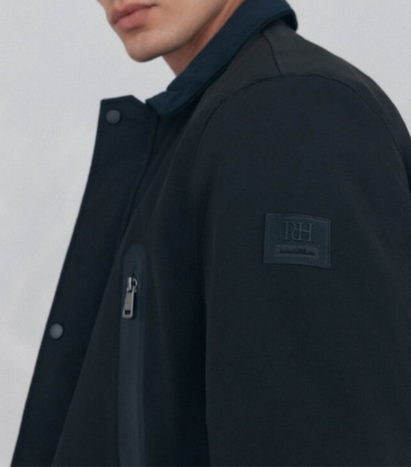 Water-Repellent Zippered Jacket Black