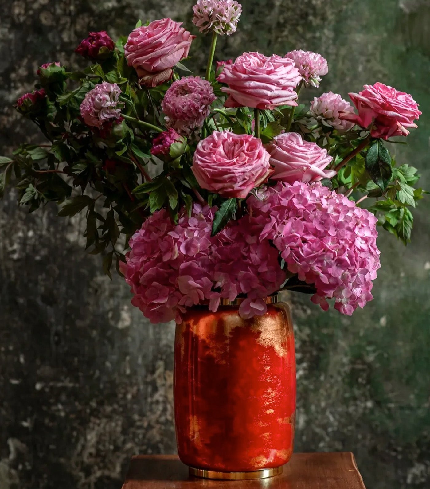 Red River Vase Red