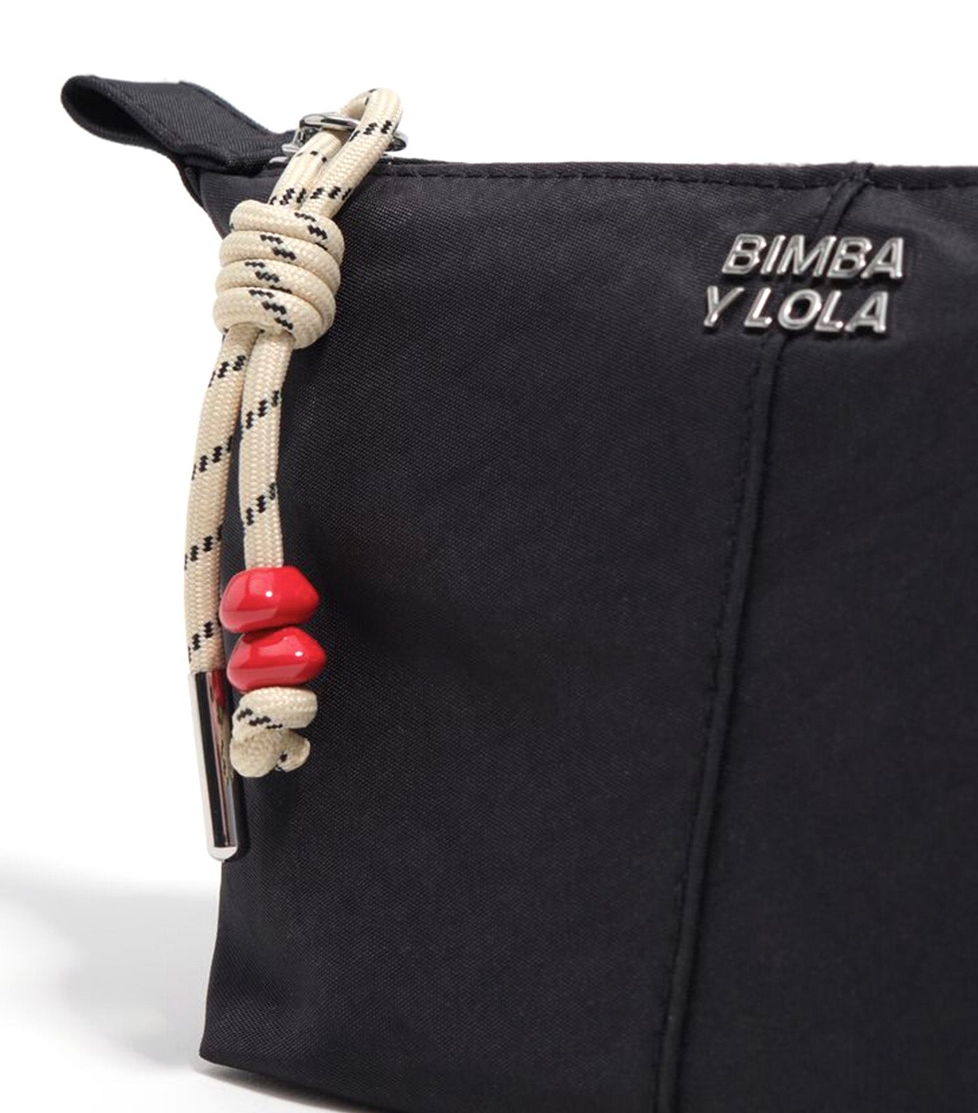 Nylon Trapecio Make-Up Case