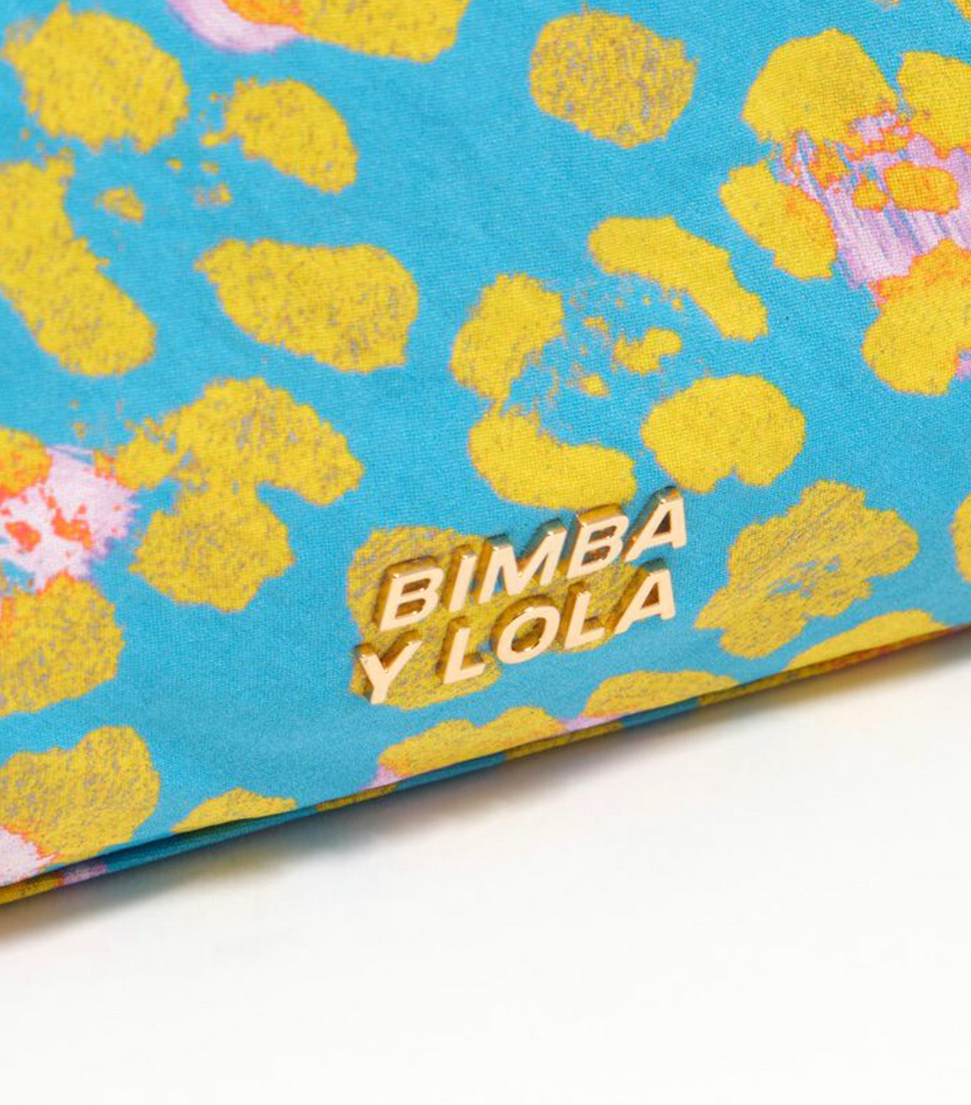 Small Nylon Make-Up Case