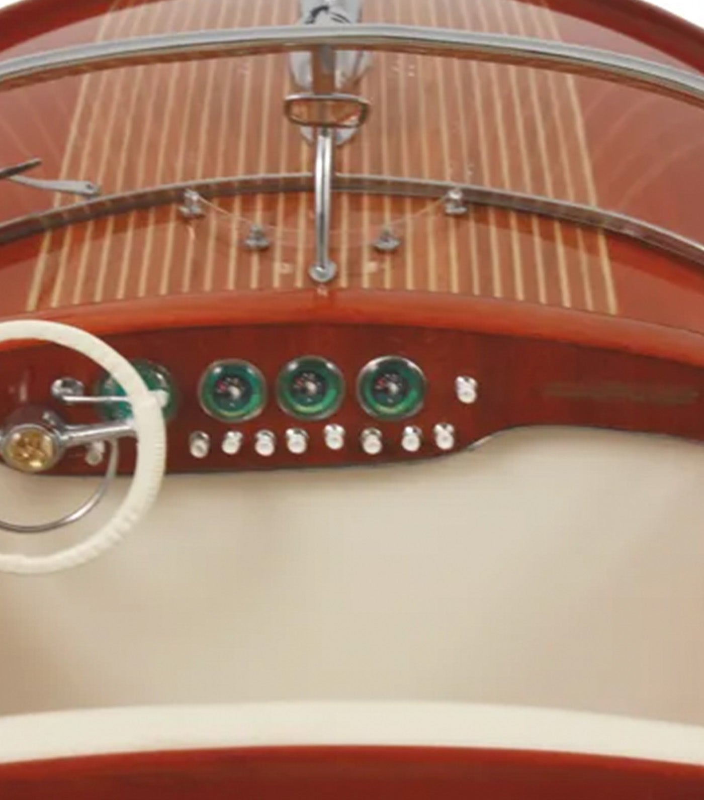 Riva Super Ariston 69cm Ivory