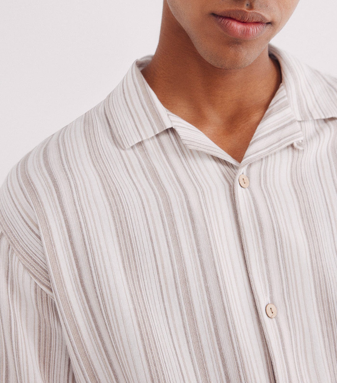 Multi-Stripe Linen Viscose Short-Sleeved Shirt Beige