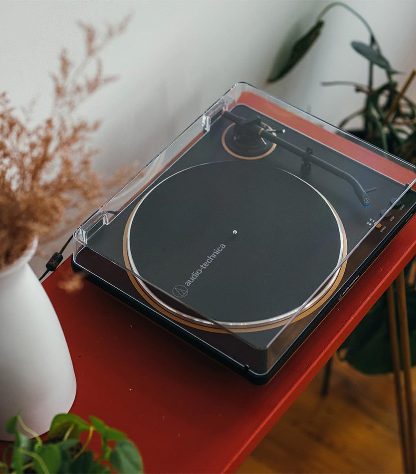 Fully Automatic Wireless Belt-Drive Turntable Black/Bronze