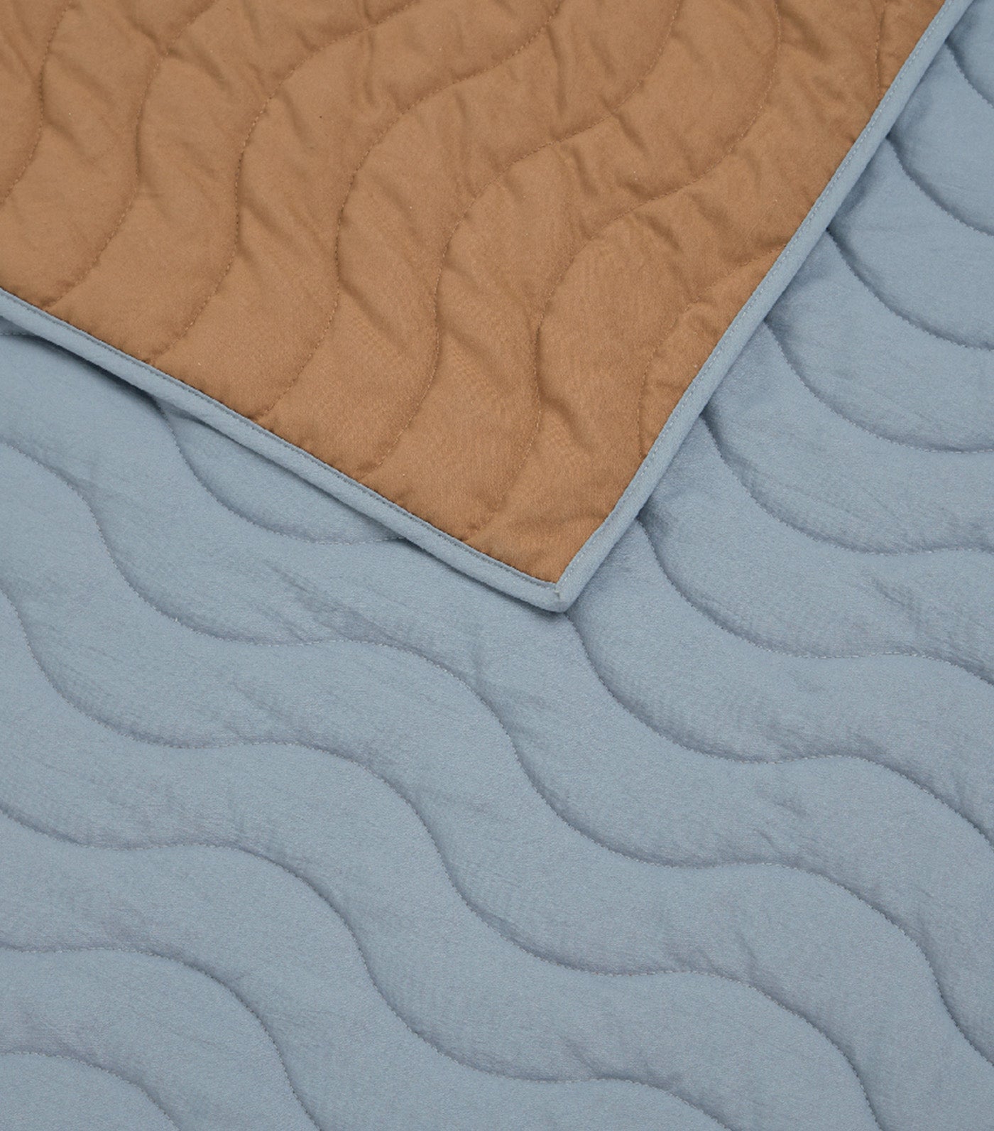 Quilt (3 Tog) - Blue Mustard Wave