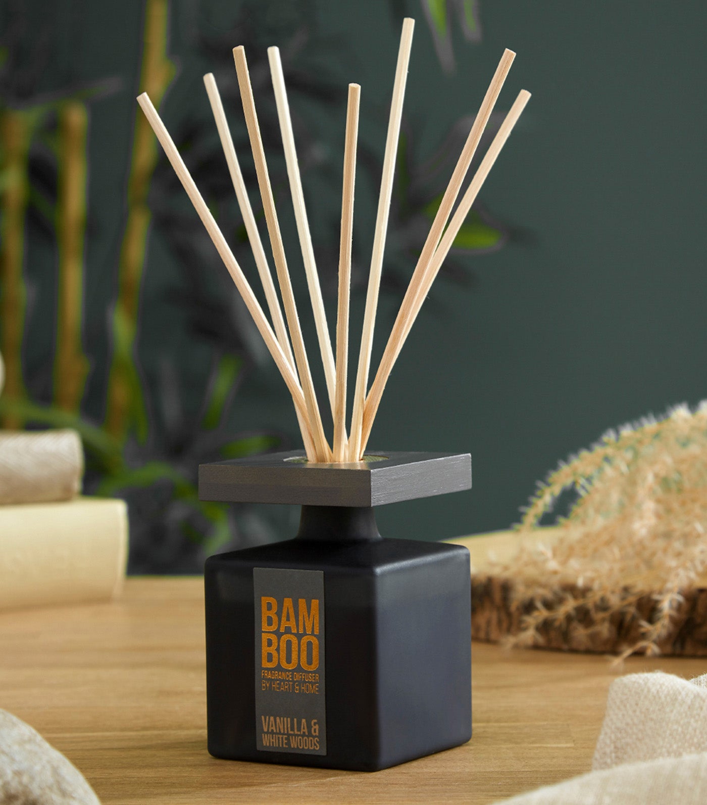 Vanilla & White Woods Fragrance Diffuser