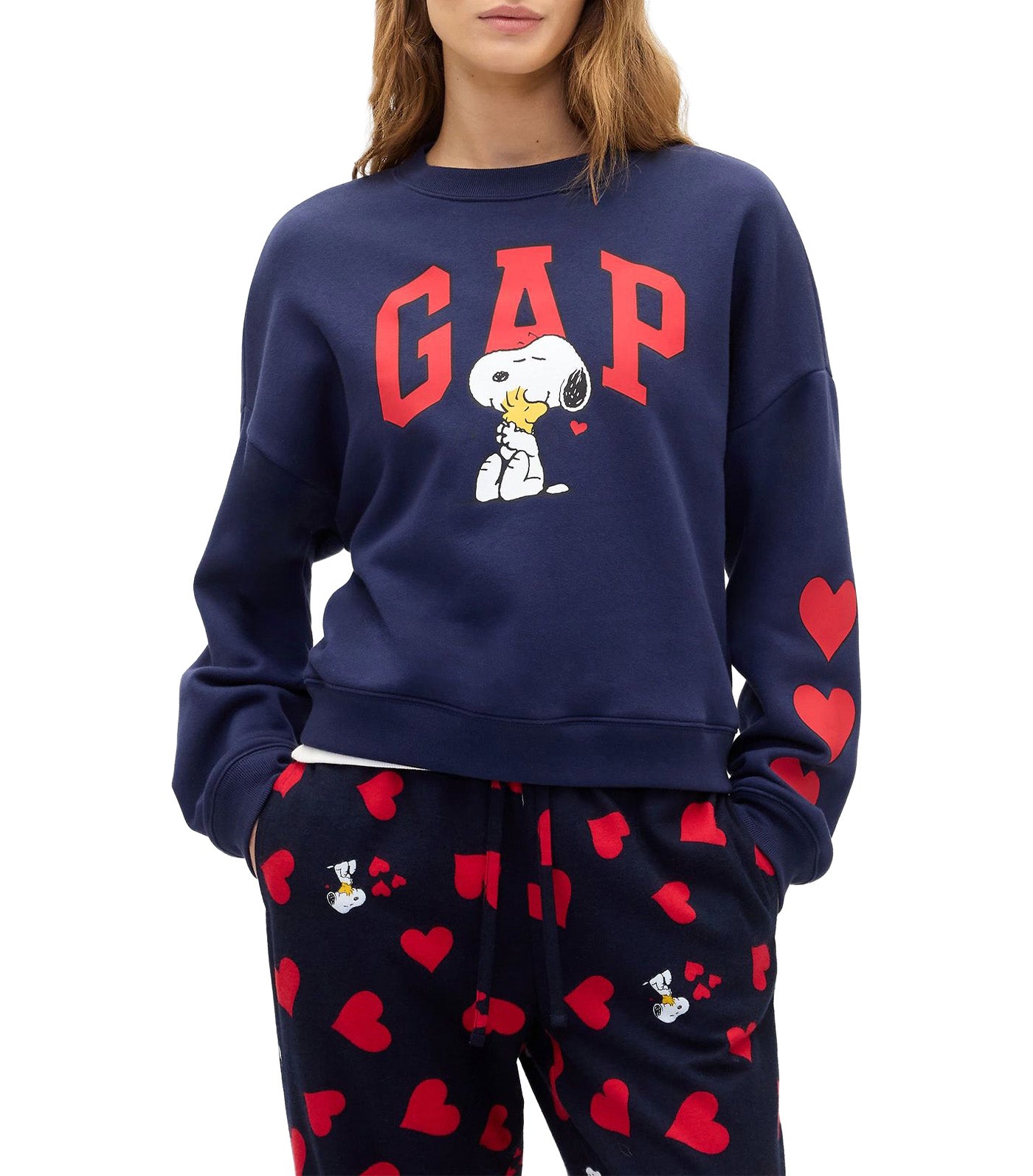 Peanuts Oversized Wedge Logo Sweatshirt Snoopy Heart Logo
