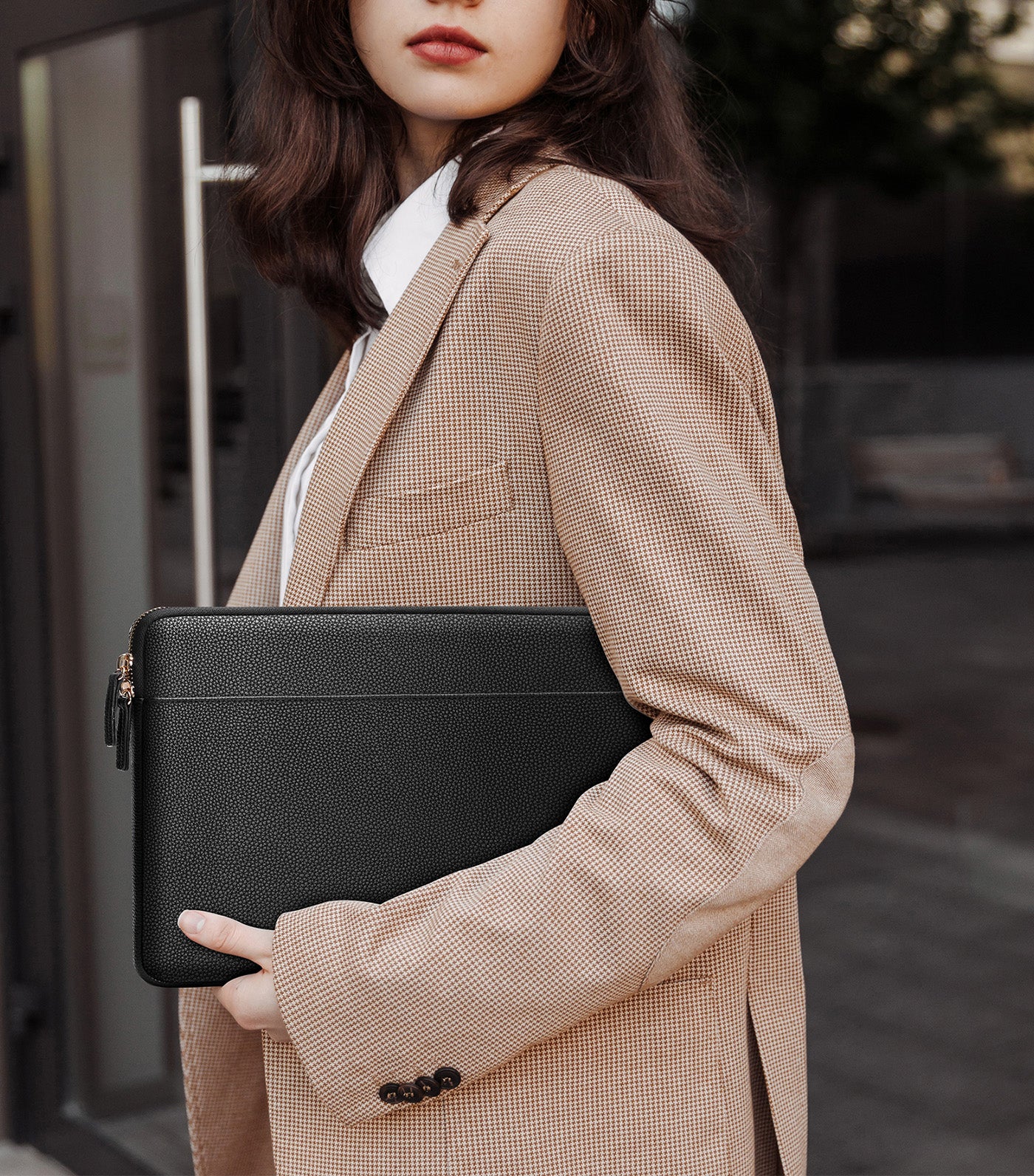 LuxLeather Laptop Sleeve Black