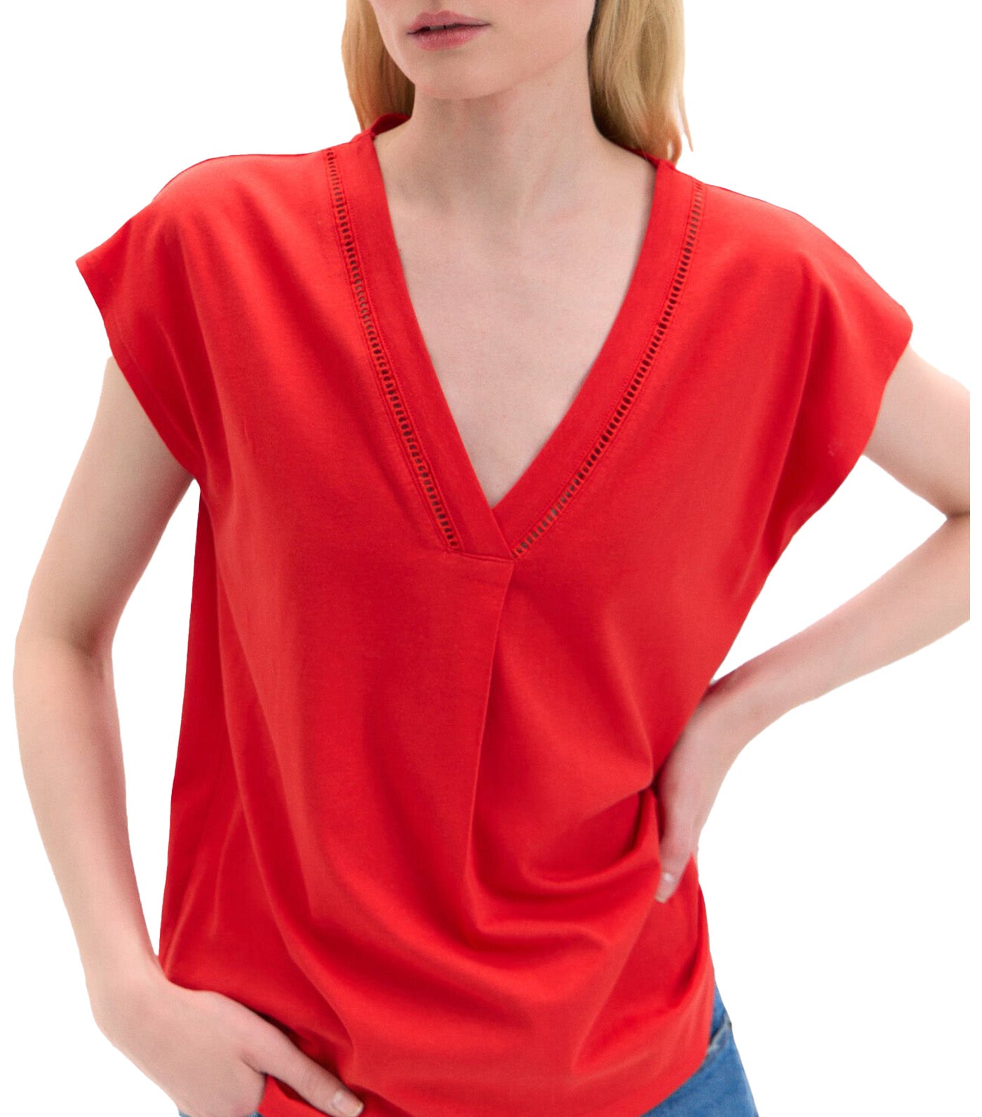 V-Neck T-Shirt with Lace Detail Red
