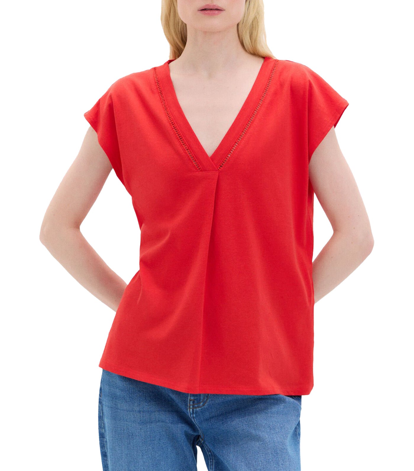 V-Neck T-Shirt with Lace Detail Red