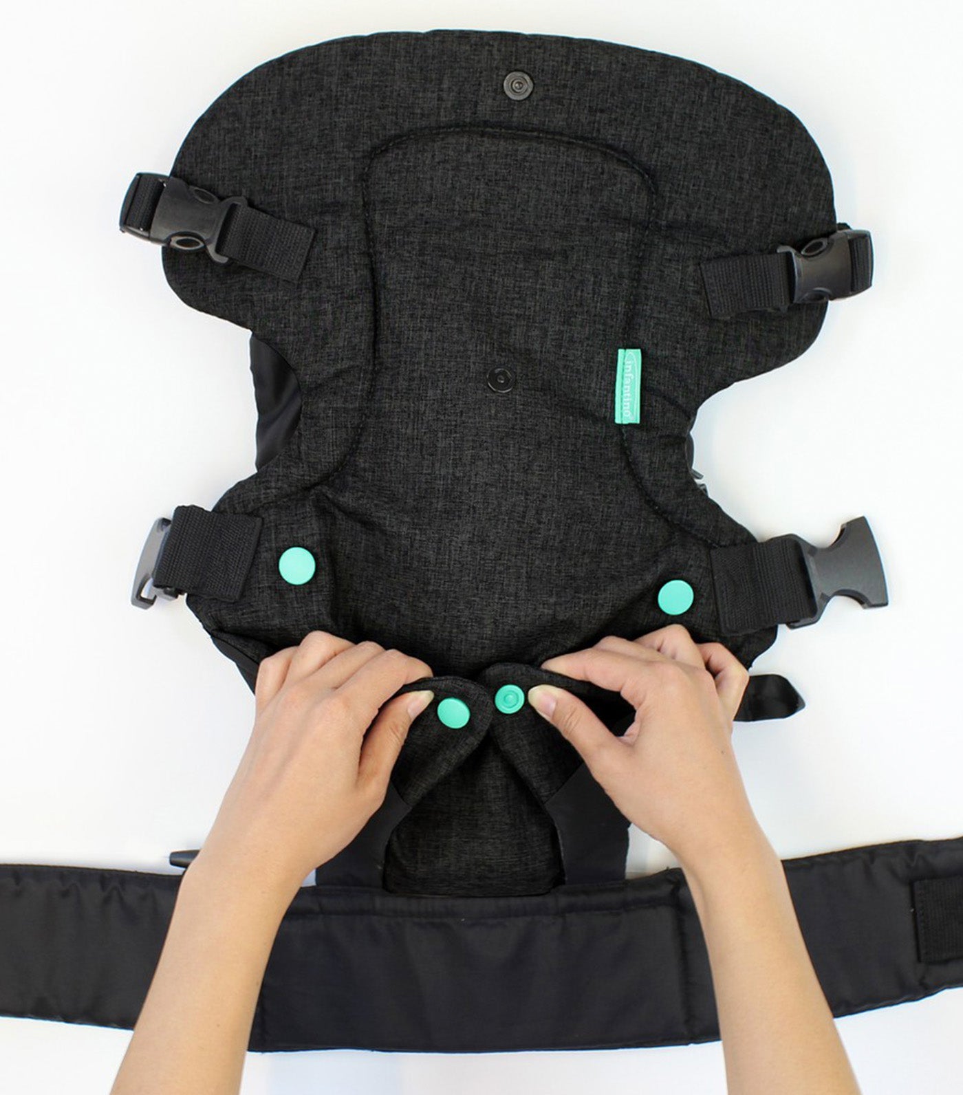 Flip Advance 4-in-1 Convertible Carrier Dark Denim