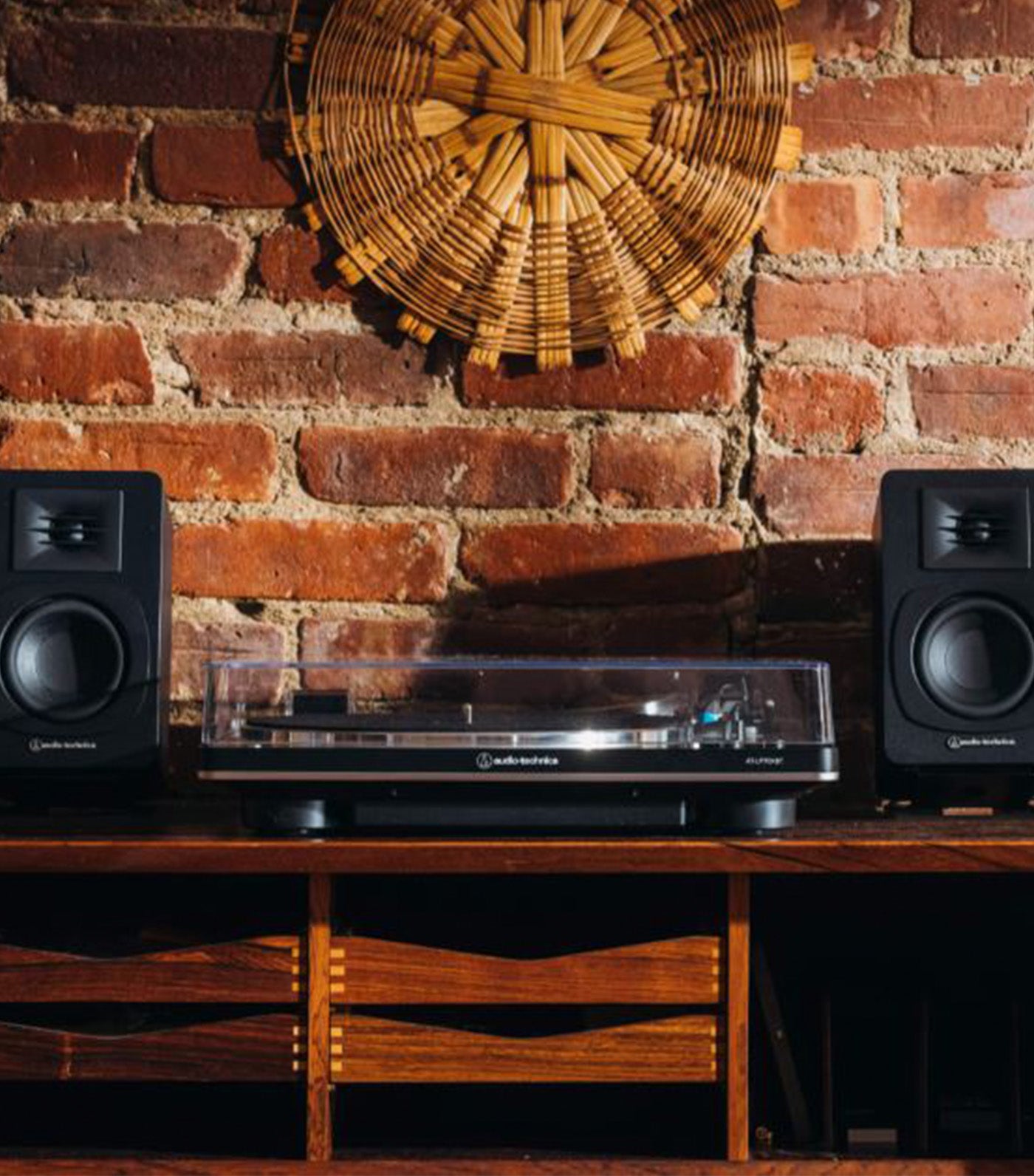 Powered Bookshelf Speakers