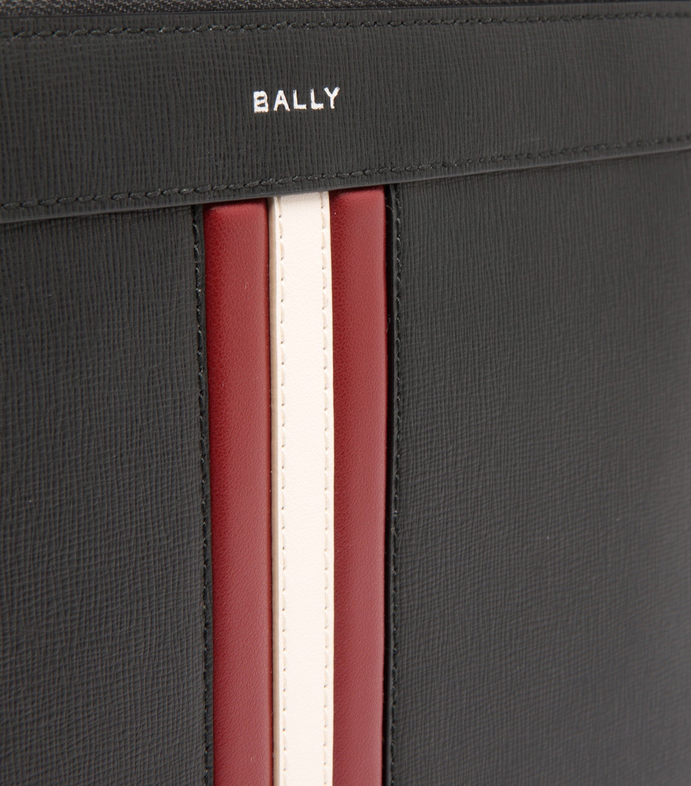 Mythos Pochette in Recycled Leather Black