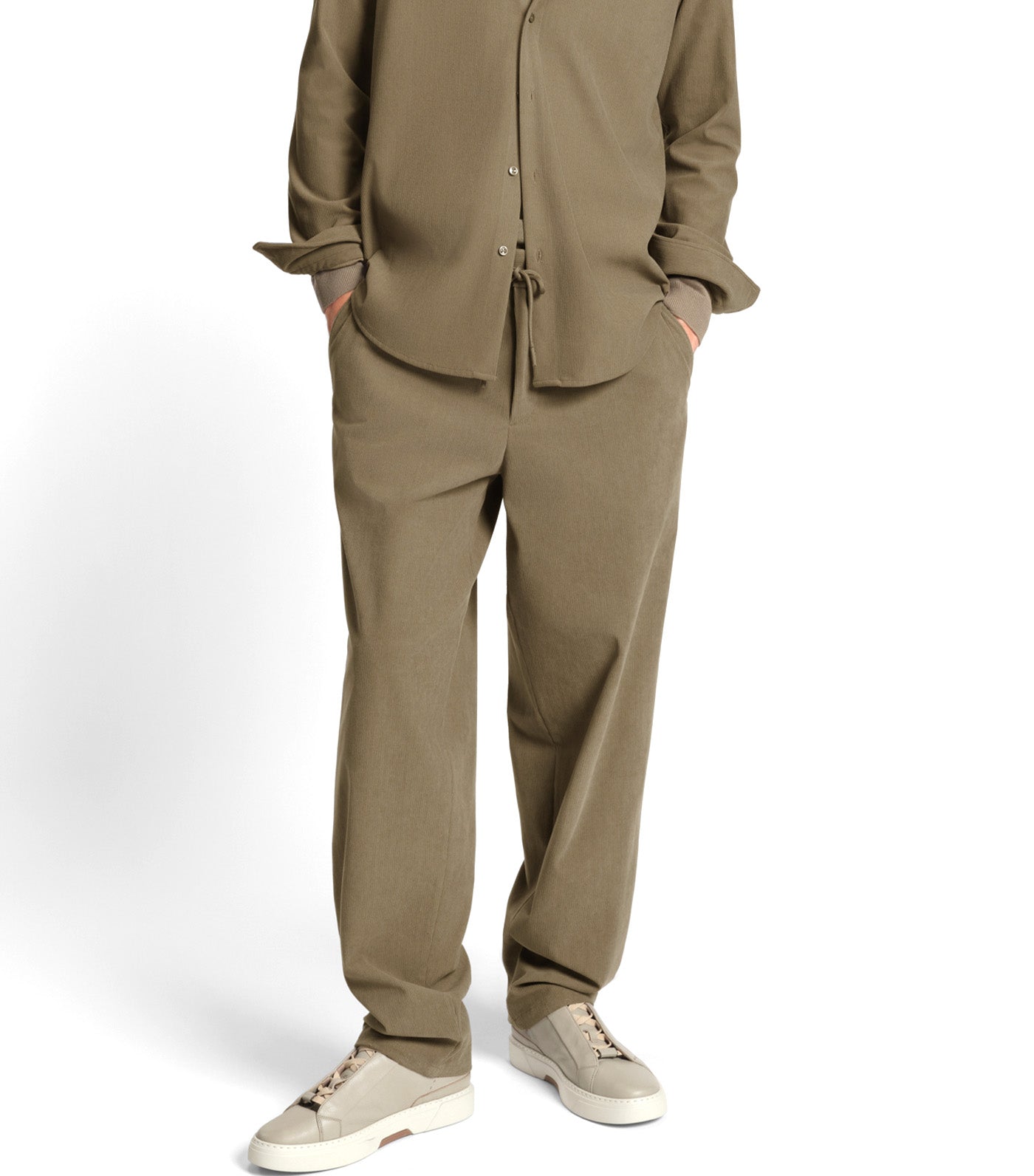 Relaxed-Fit Trousers in Performance Corduroy Brown