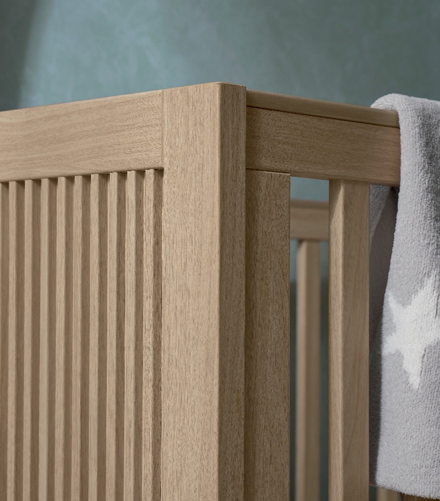 Oska Cotbed Natural Oak