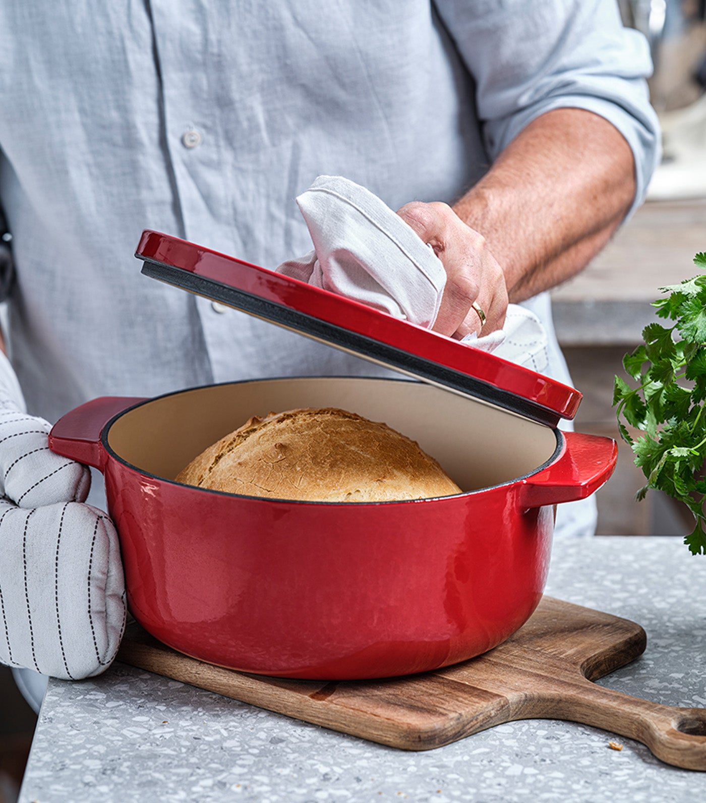 Cast Iron Casserole with Lid