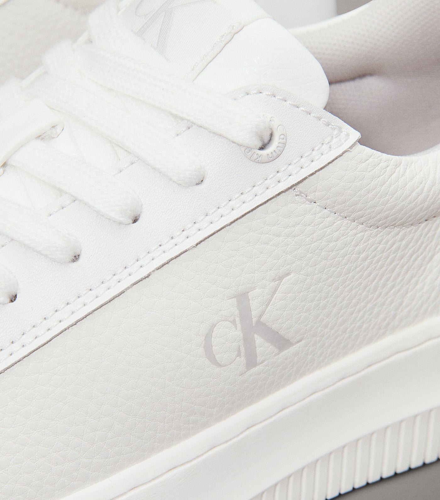 Chunky Cupsole Low Sneakers