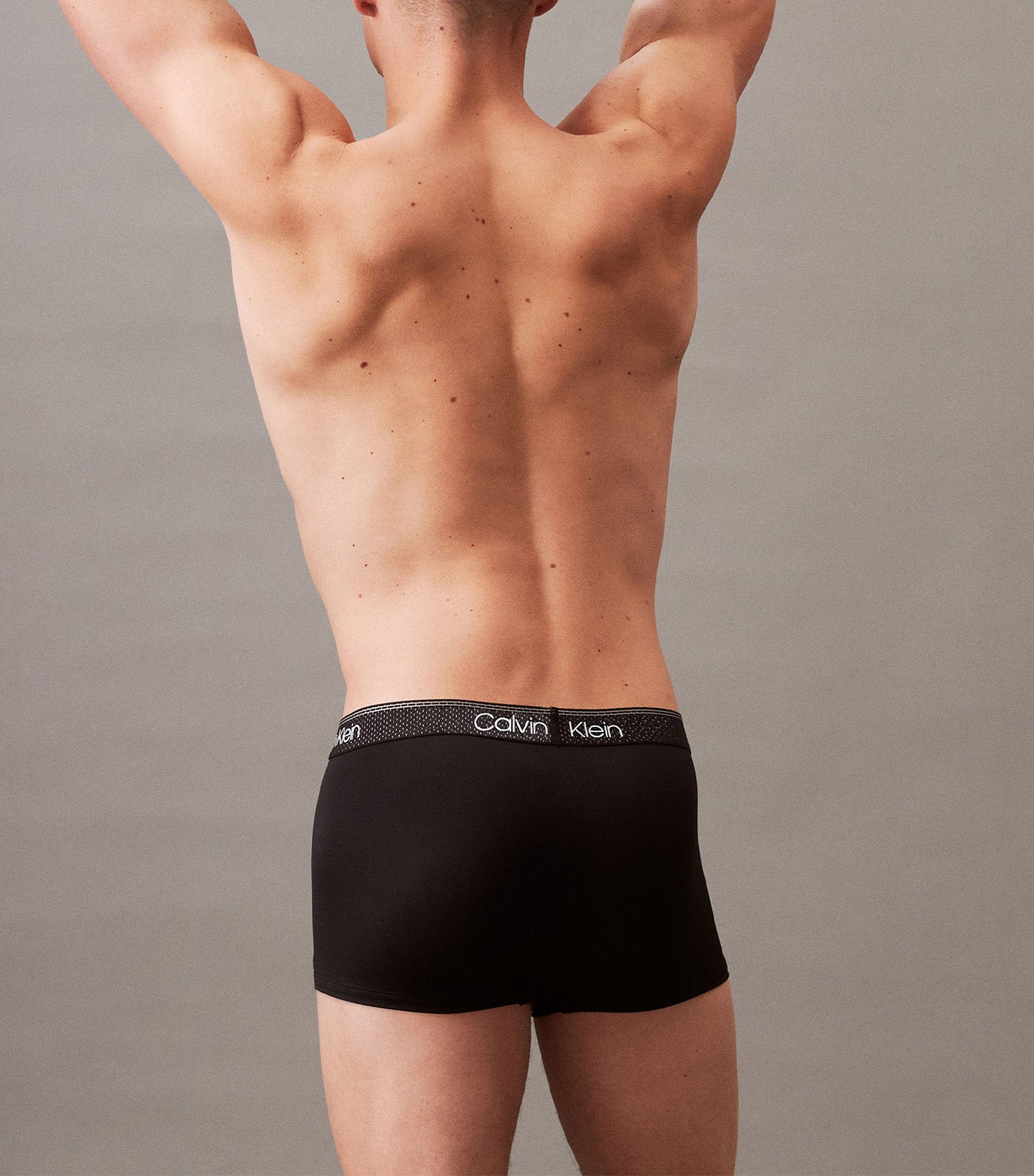 Low Rise Trunk Black