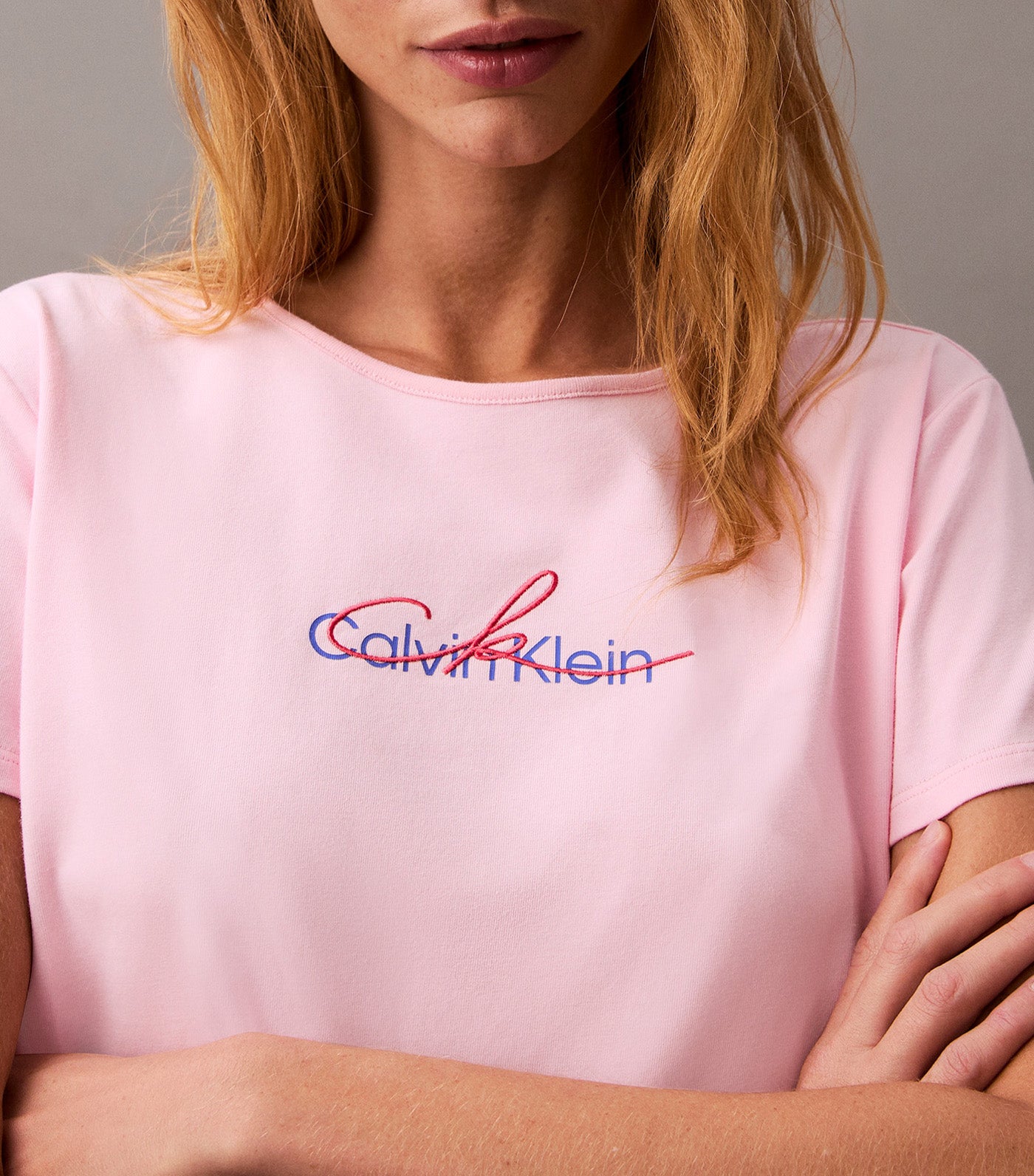 Script Logo Slim T-Shirt Pastel Pink
