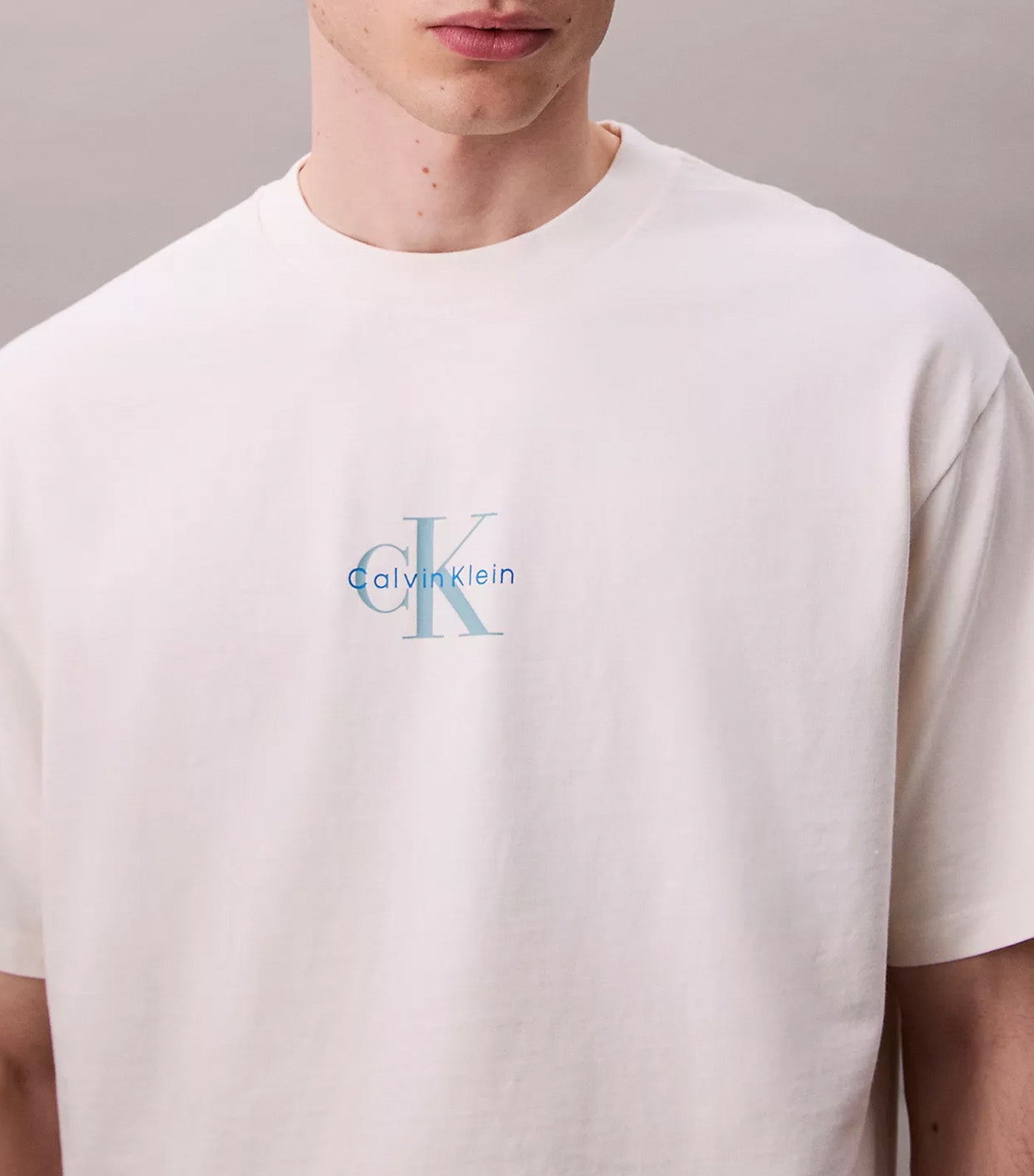 Monogram Logo 90s Fit T-Shirt
