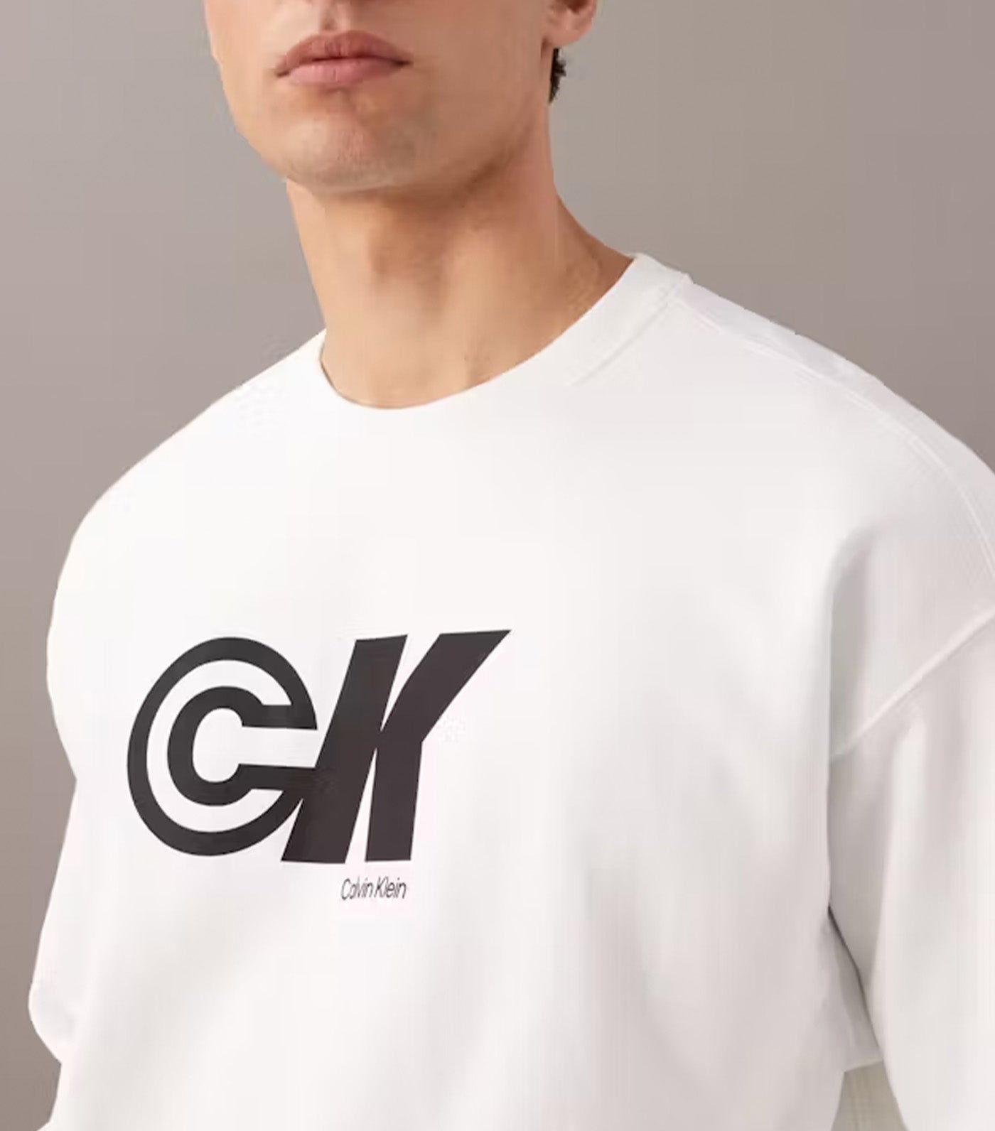 Relaxed Graphic Logo Sweatshirt