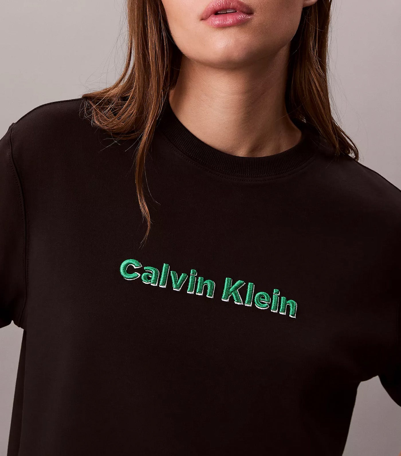 Short Sleeve Embroidered Logo Graphic T-Shirt