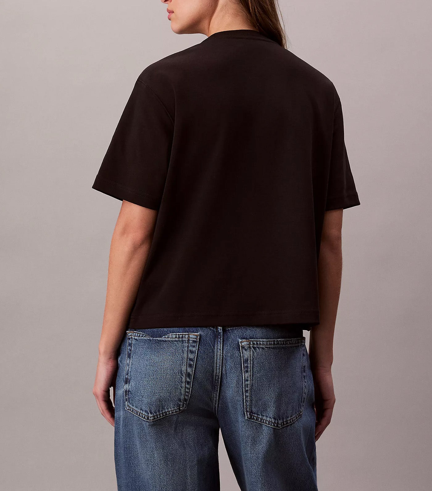 Short Sleeve Embroidered Logo Graphic T-Shirt