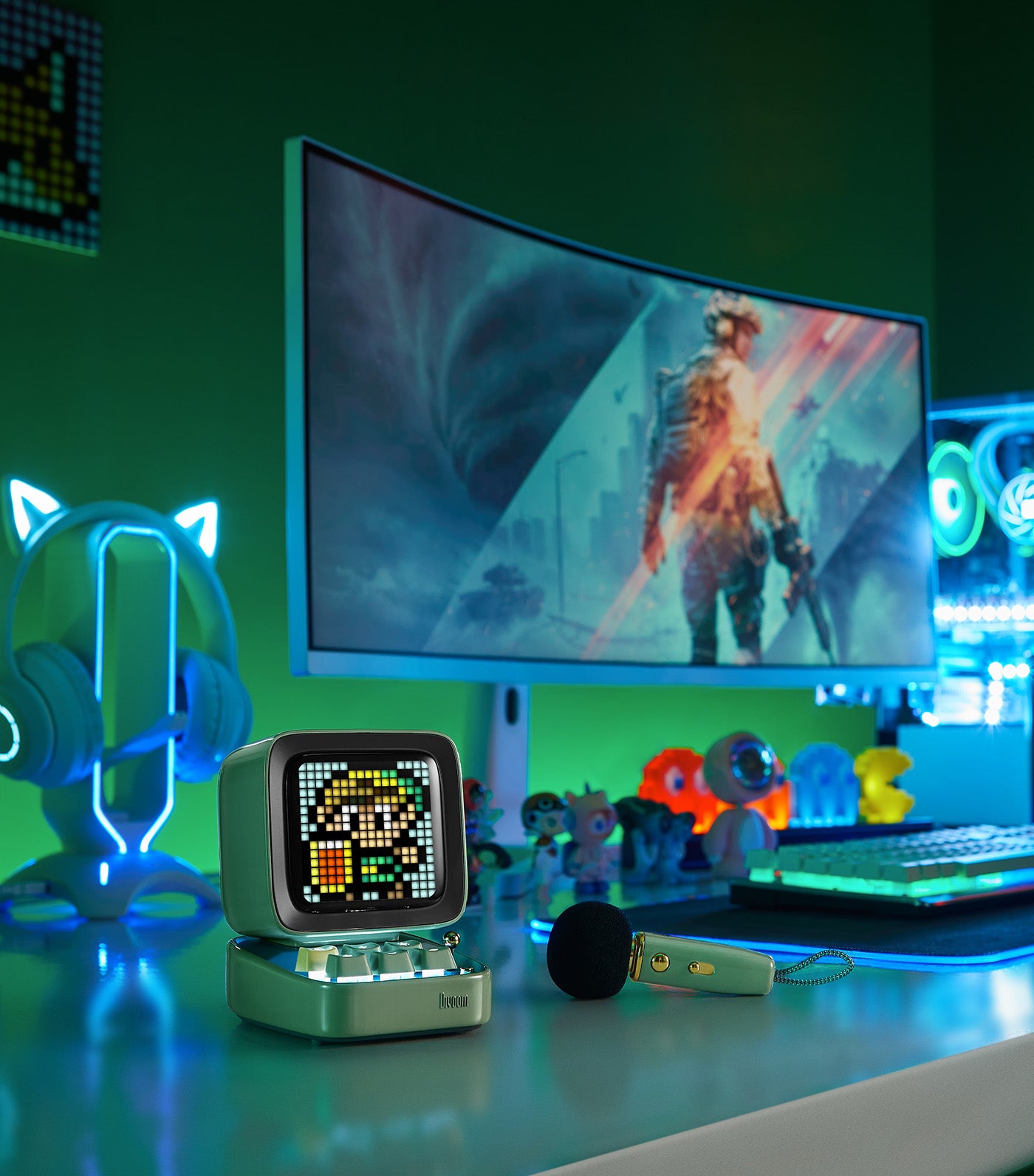 Ditoo Mic Pixel Art Speaker with Microphone Green