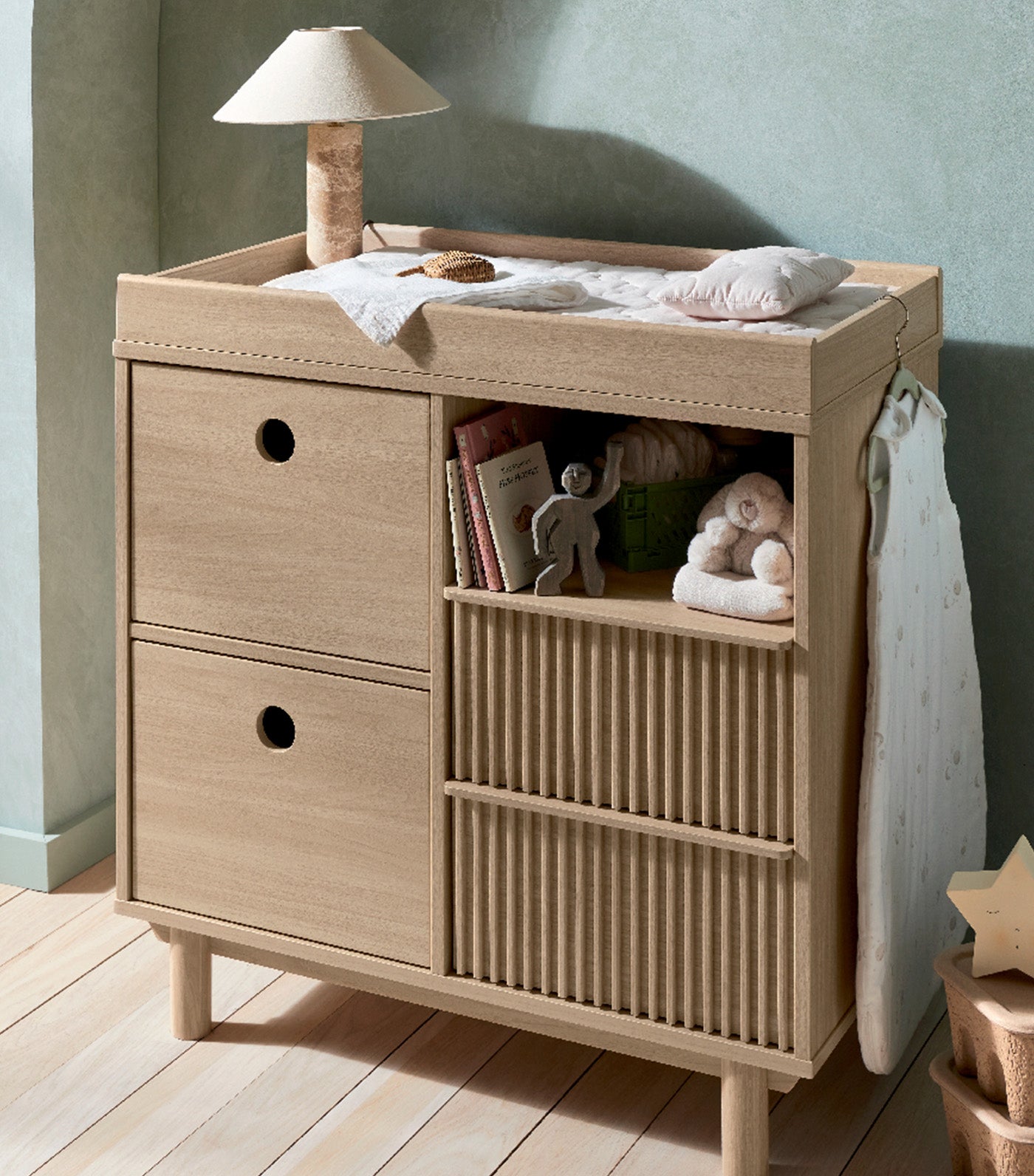 Oska Dresser Changer Natural Oak
