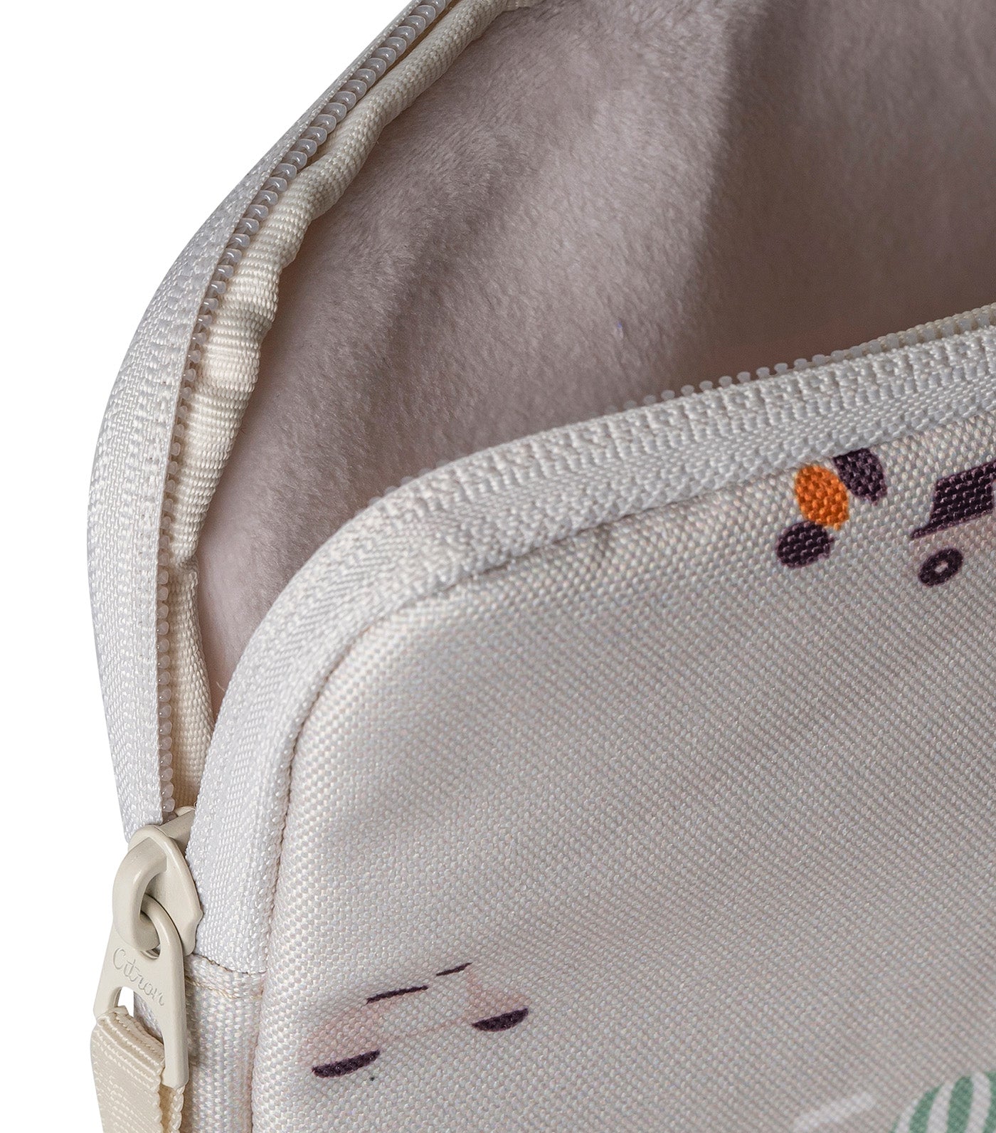 Protective iPad Sleeve with Zipper Vehicle