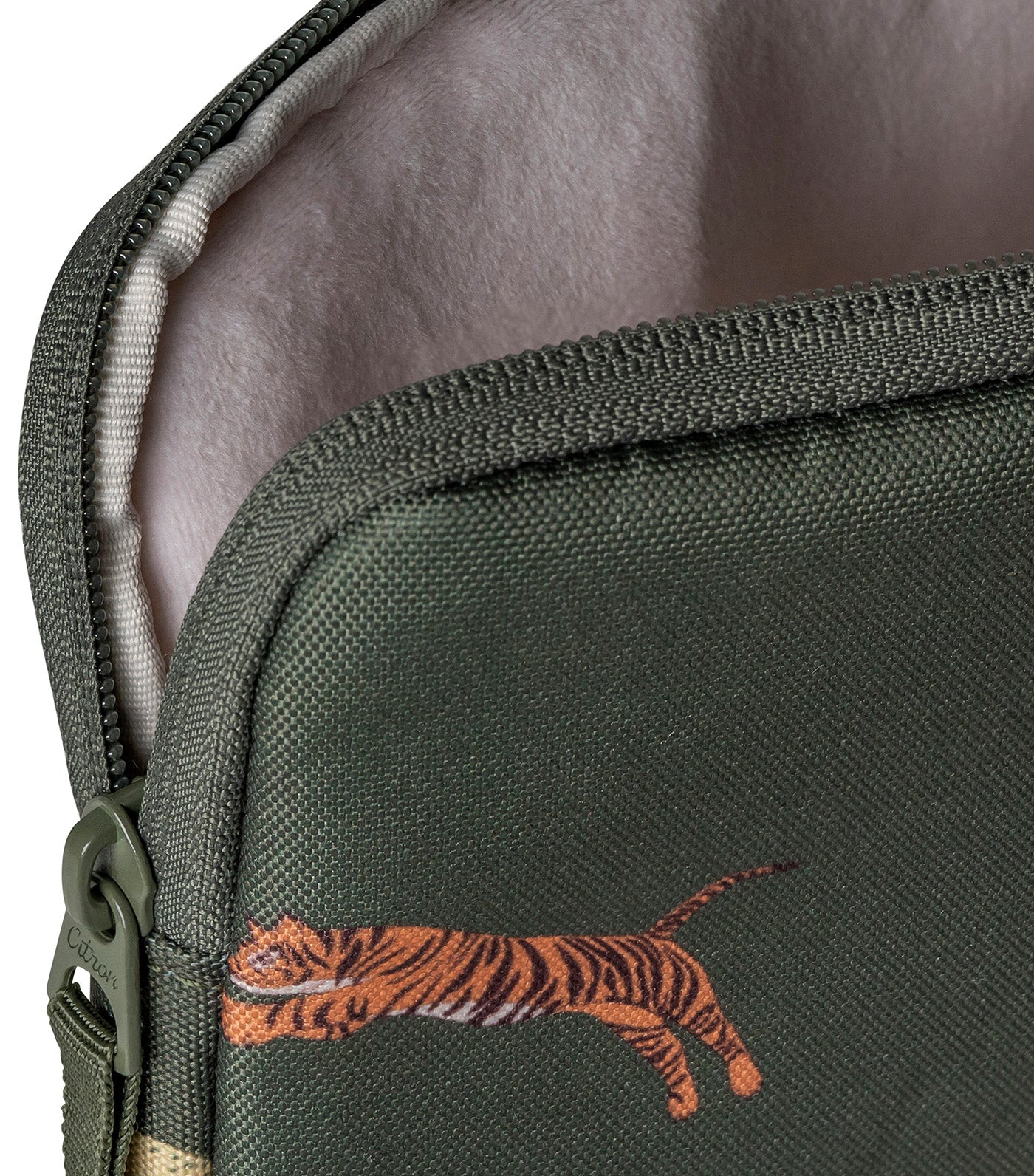 Protective iPad Sleeve with Zipper Tiger