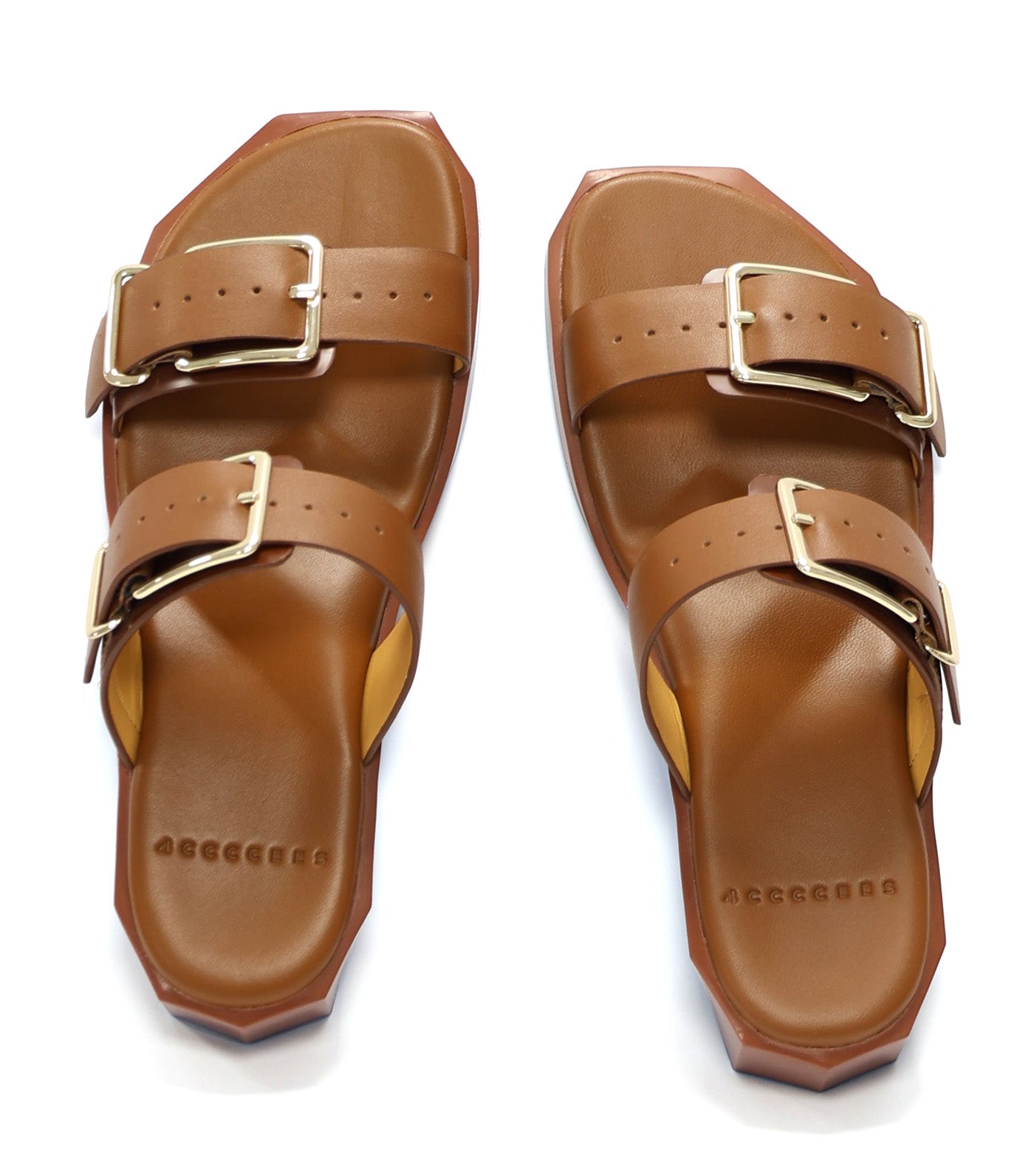 4CCCCEES Follin Mona Brown