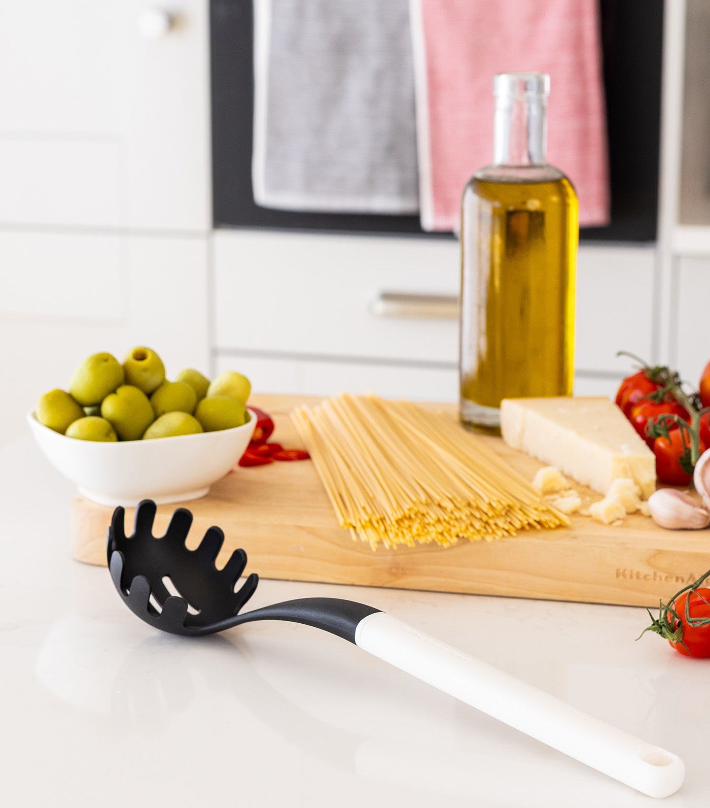 Coreline Pasta Spoon Porcelain