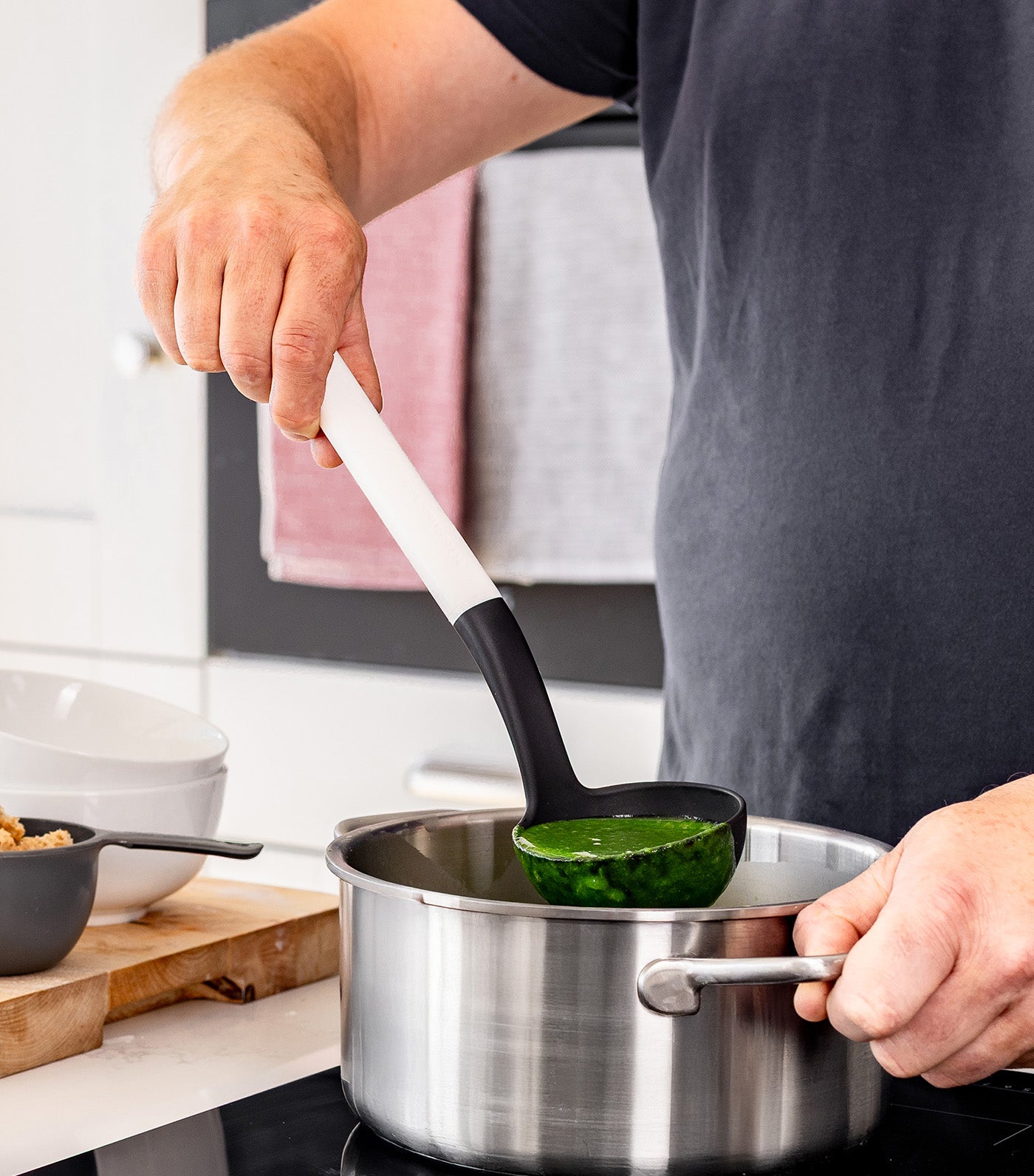 Coreline Ladle Porcelain
