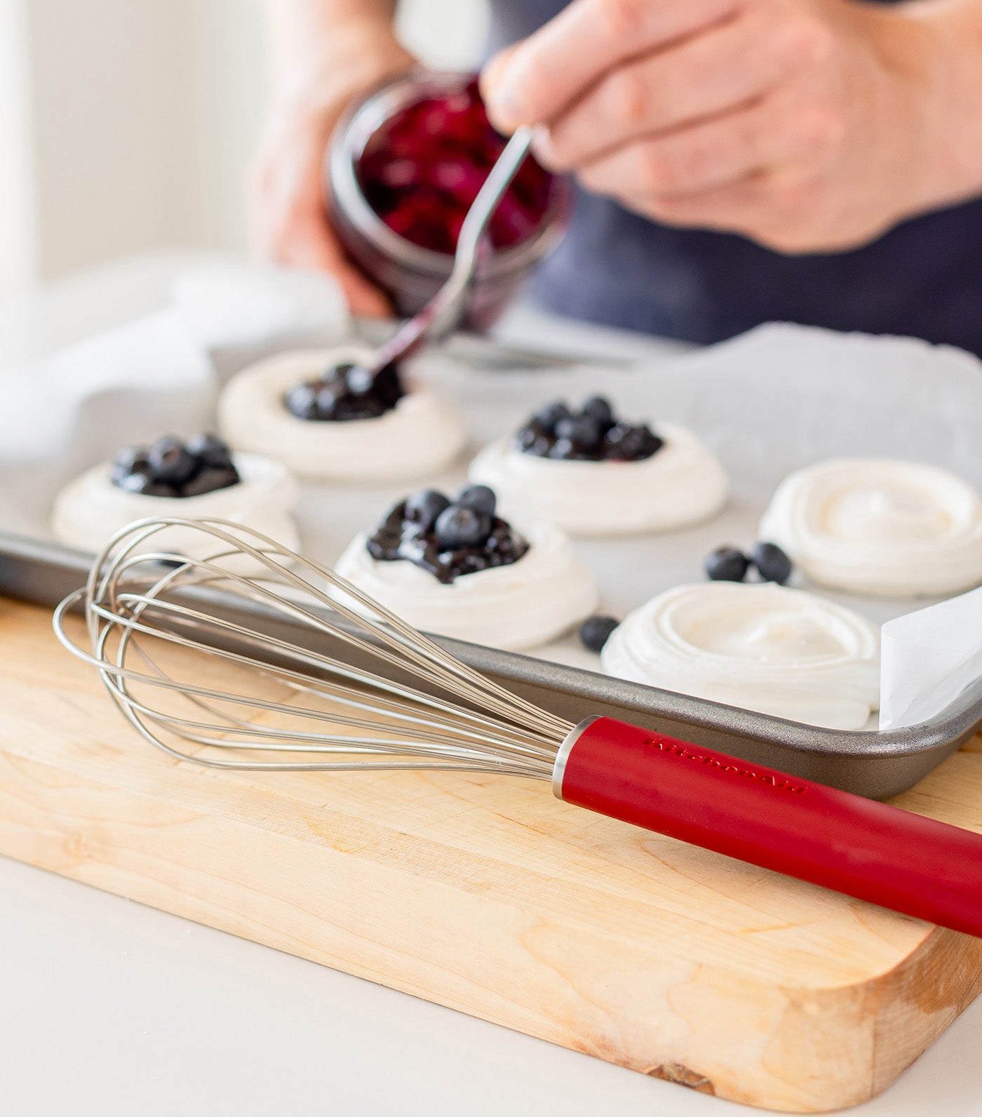 Coreline Utility Whisk Empire Red
