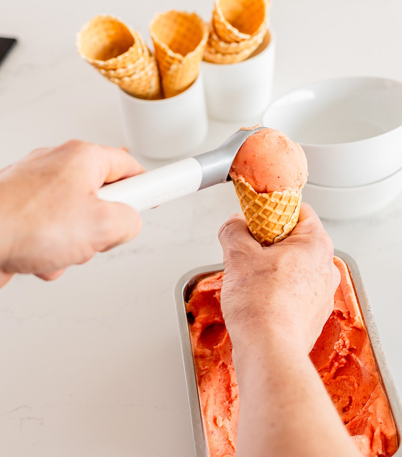 Coreline Ice Cream Scoop Porcelain