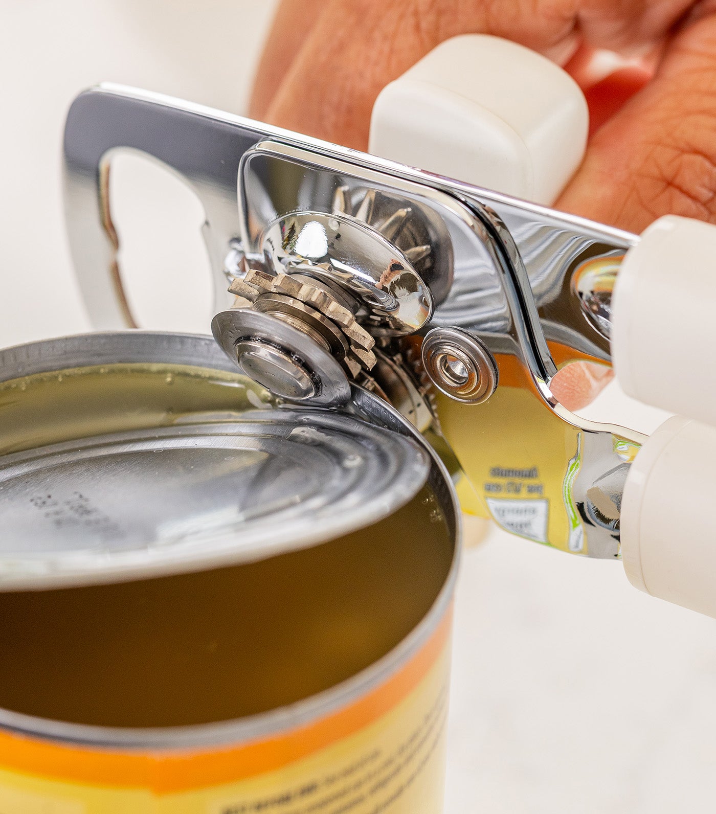 Coreline Can Opener with Bottle Opener Porcelain