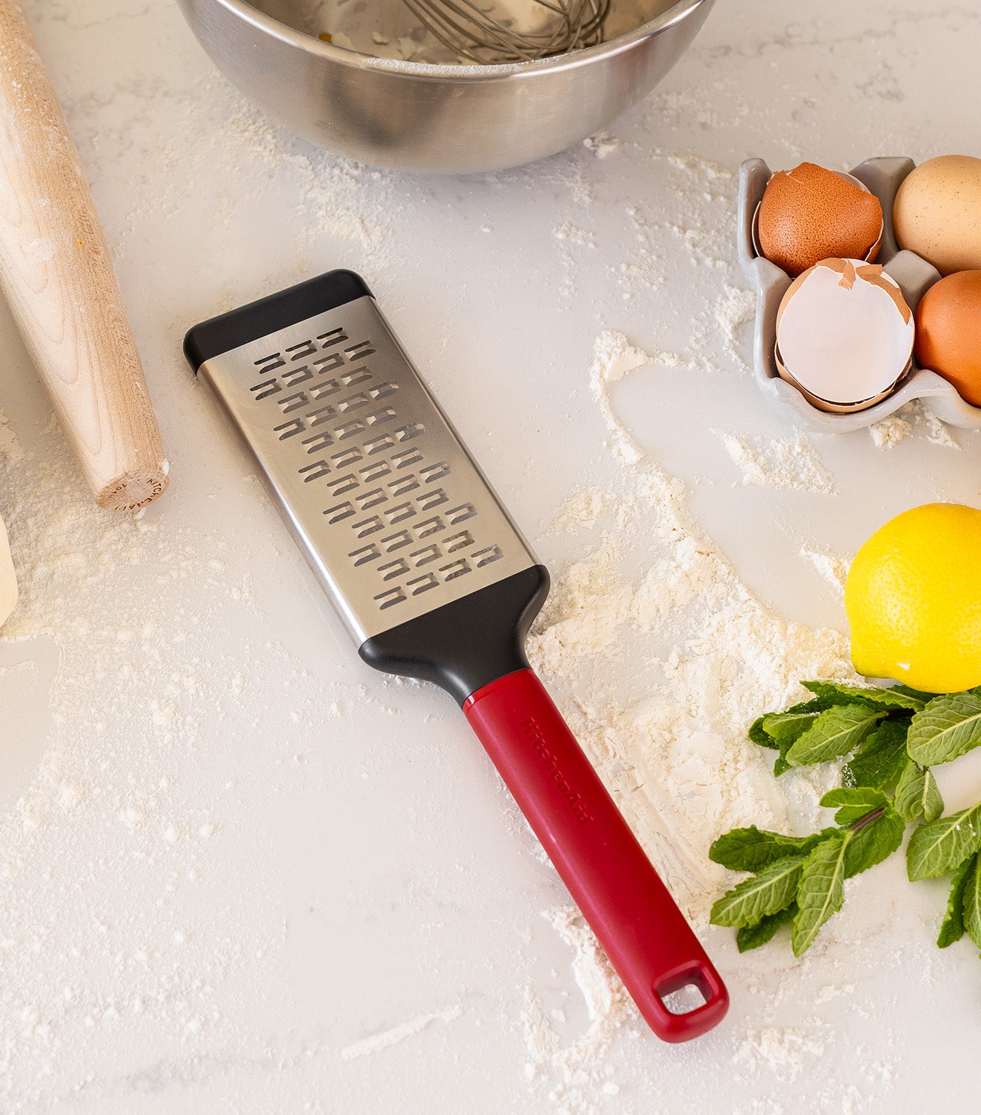Coreline Medium Etched Grater Empire Red