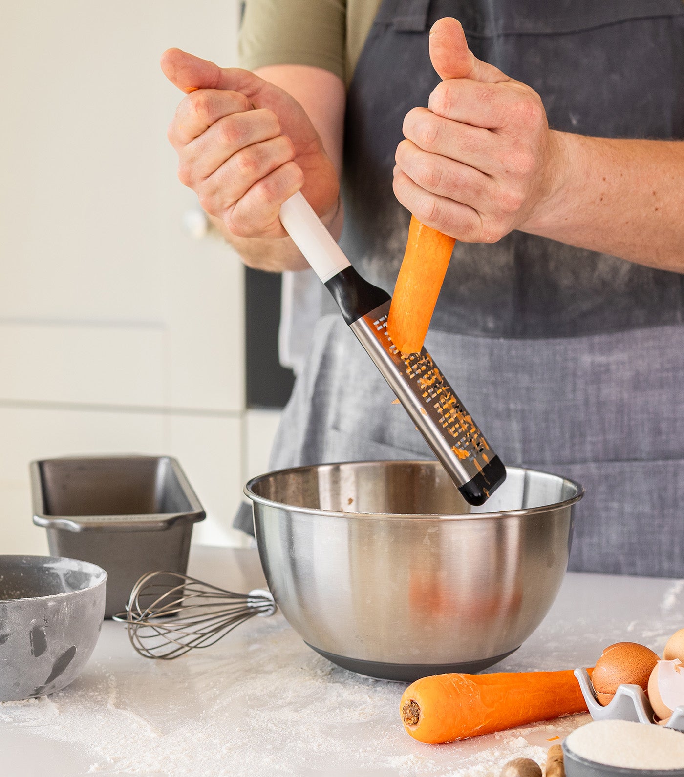 Coreline Medium Etched Grater Porcelain