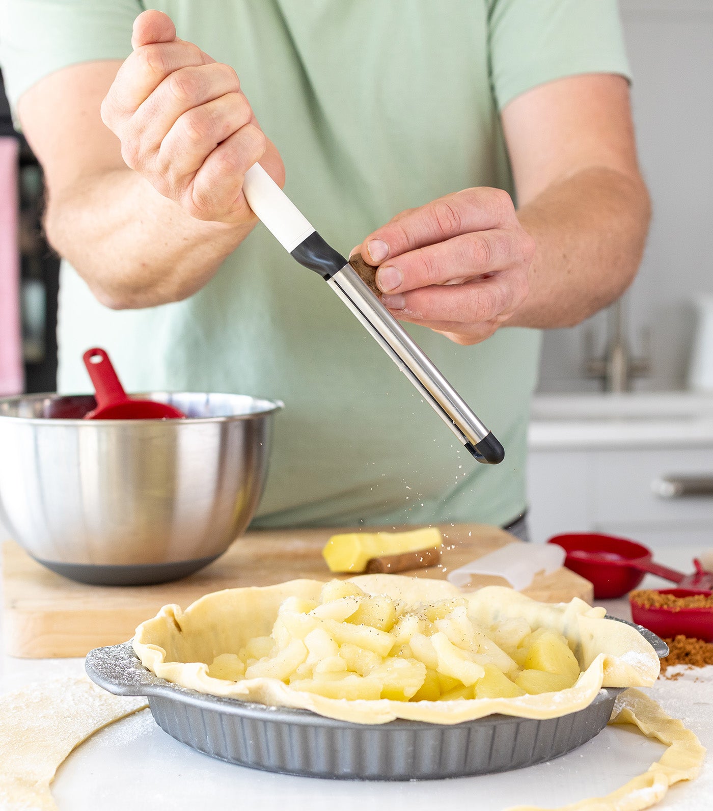 Coreline Fine Etched Grater Porcelain