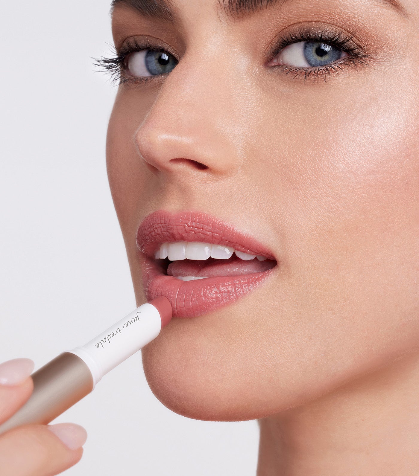 Limited Edition ColorLuxe Hydrating Cream Lipstick