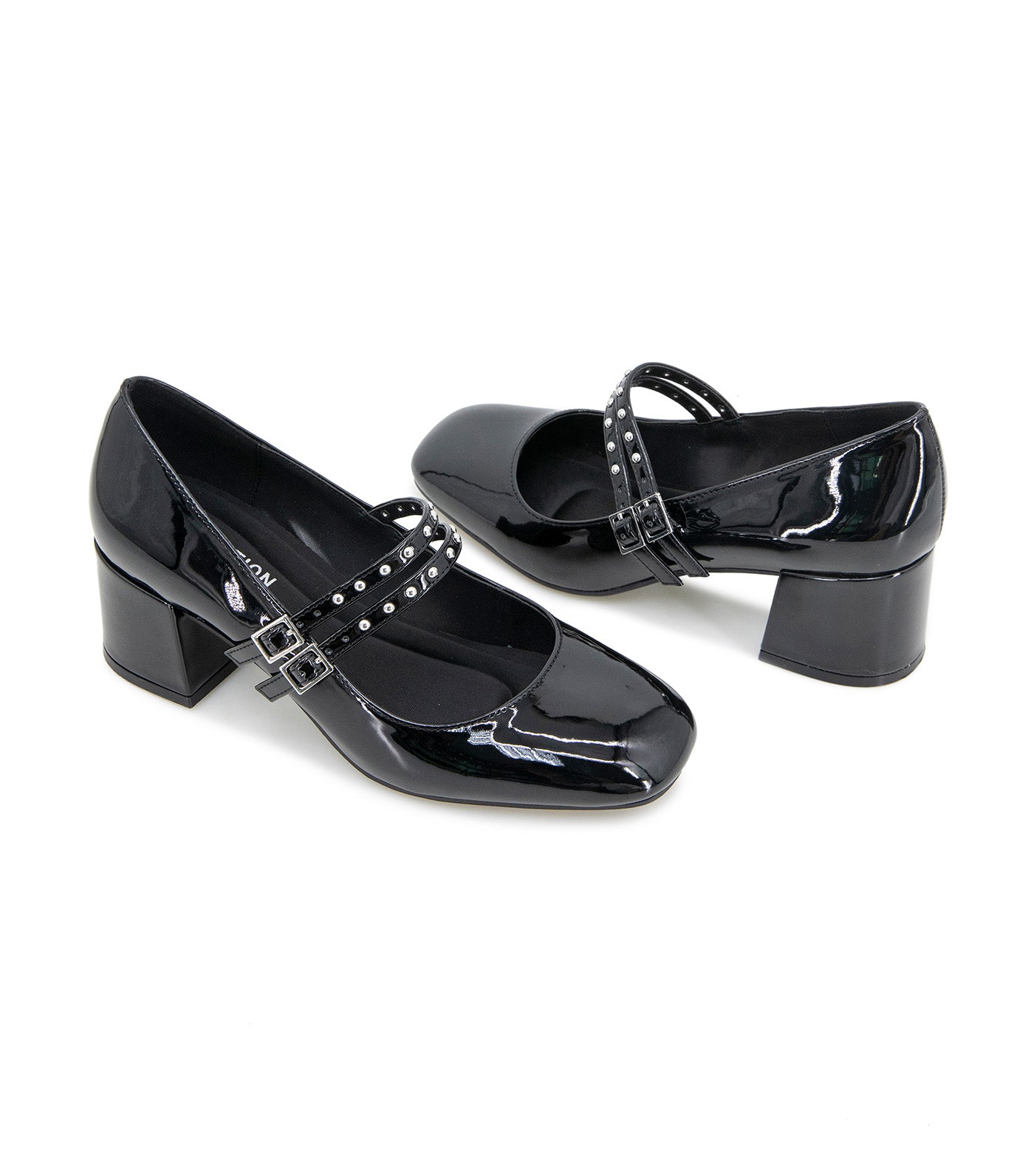Leeann Studs Black