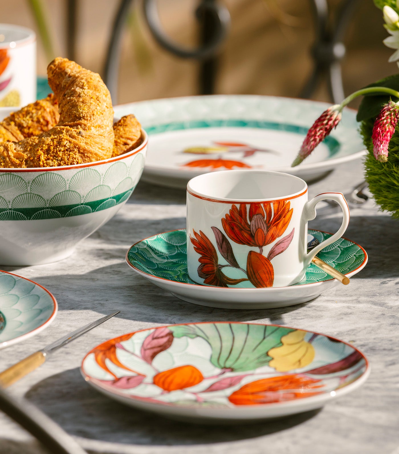 Lotus Collection Tea Cup and Saucer Set of 4