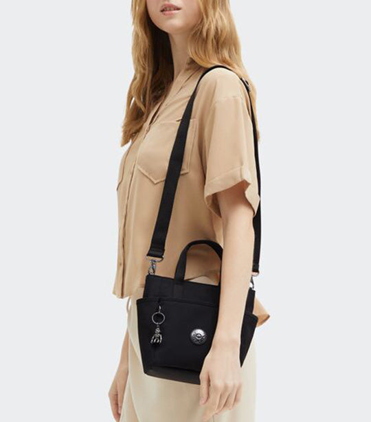 Patya Endless Black Quilt Shoulder Bag