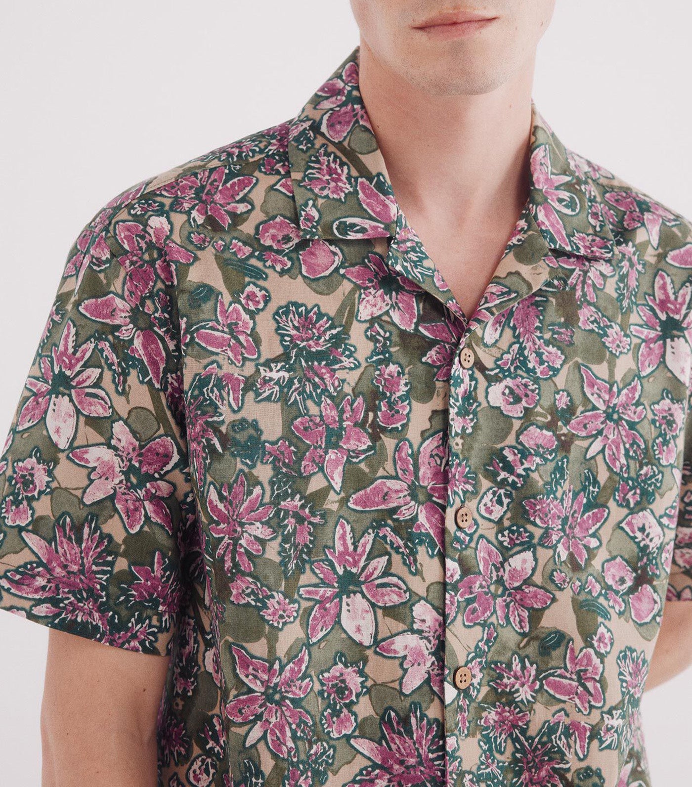 Printed Linen Short-Sleeved Shirt
