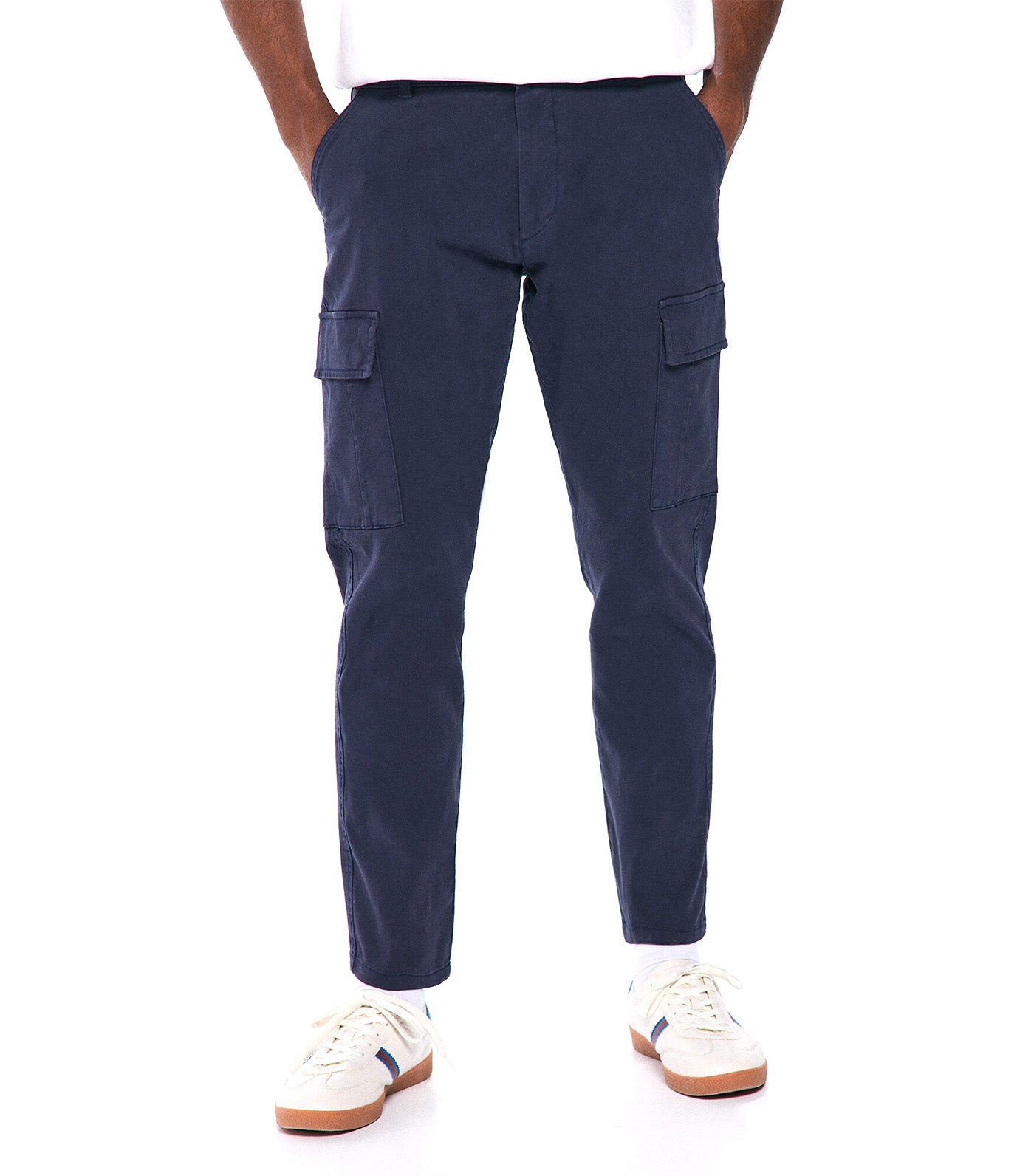 Cargo Trousers
Dark Blue