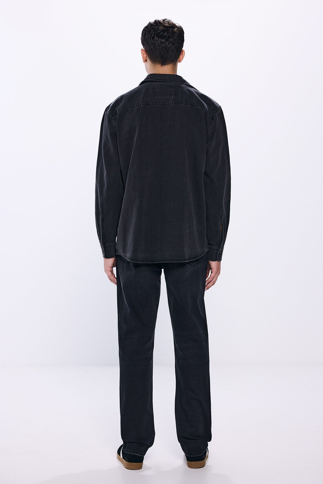 Regular Fit Black Jeans
Dark Gray