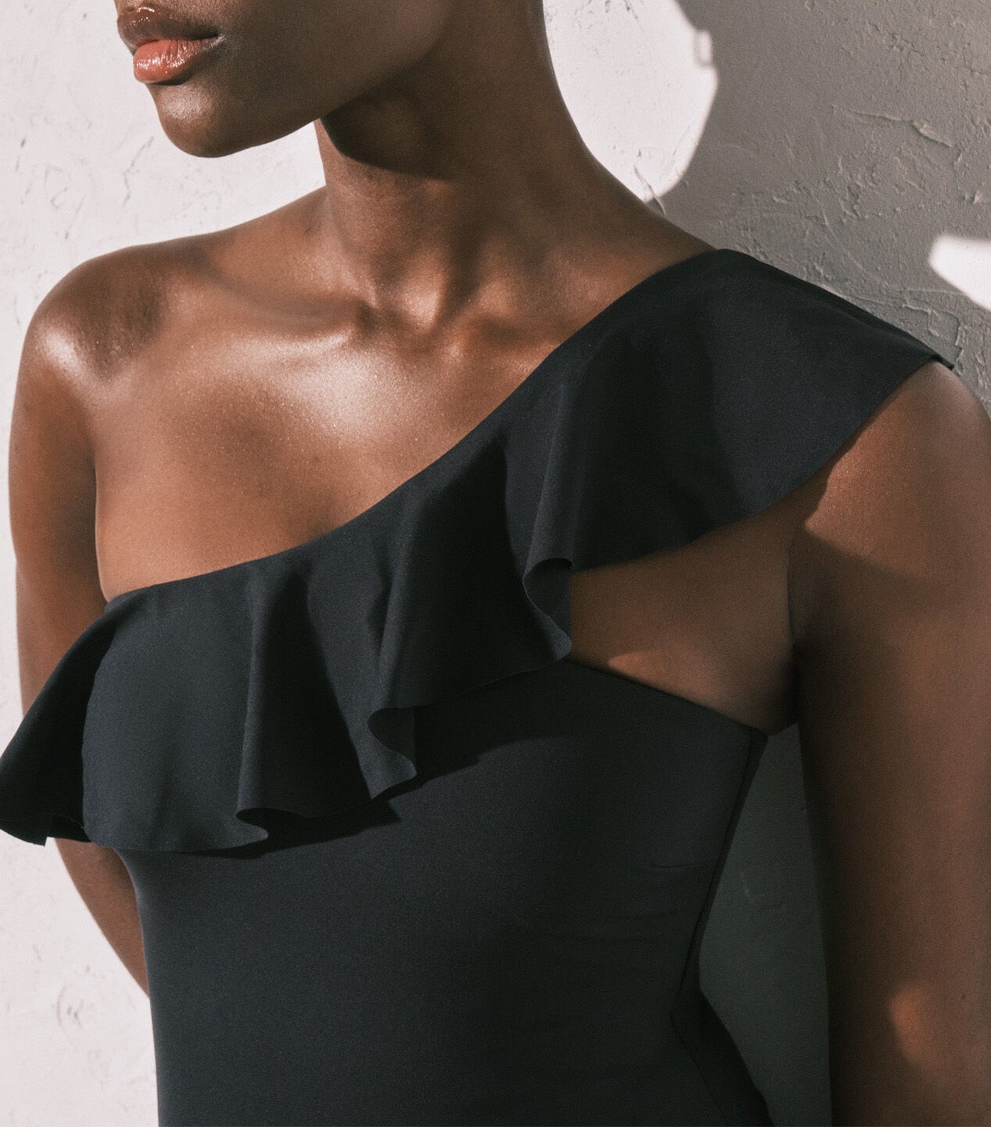 Asymmetric Ruffle Shaping Swimwear Black