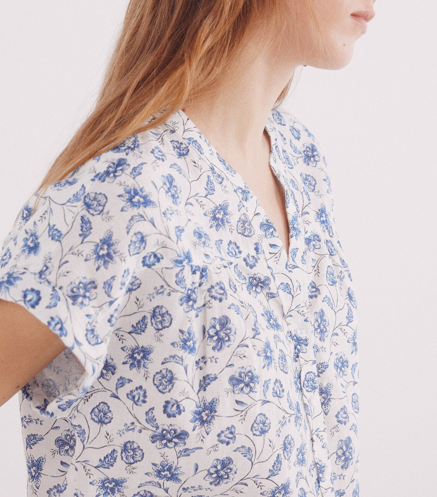 Cotton Linen V-Neck Blouse